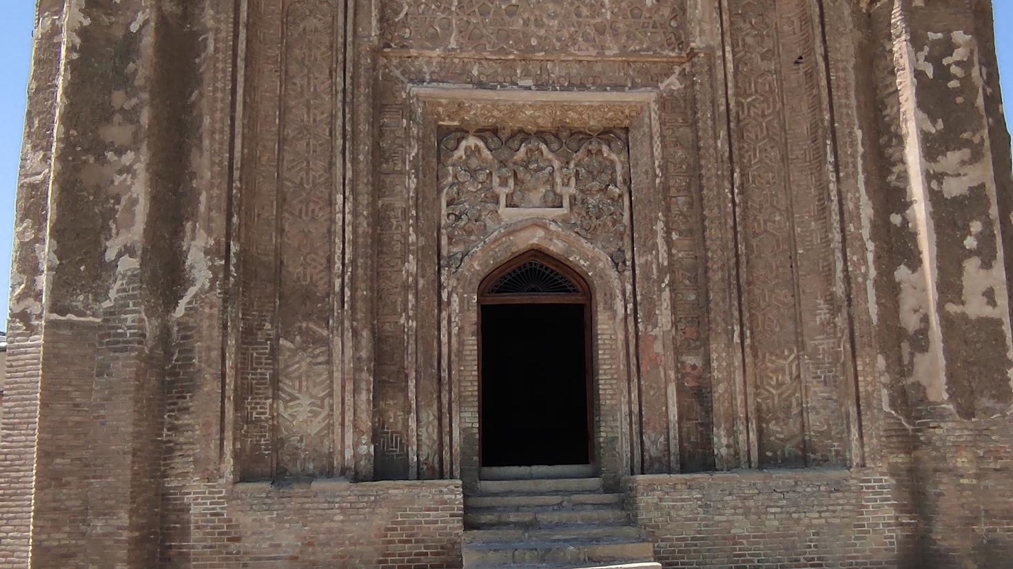 گنبد علویان