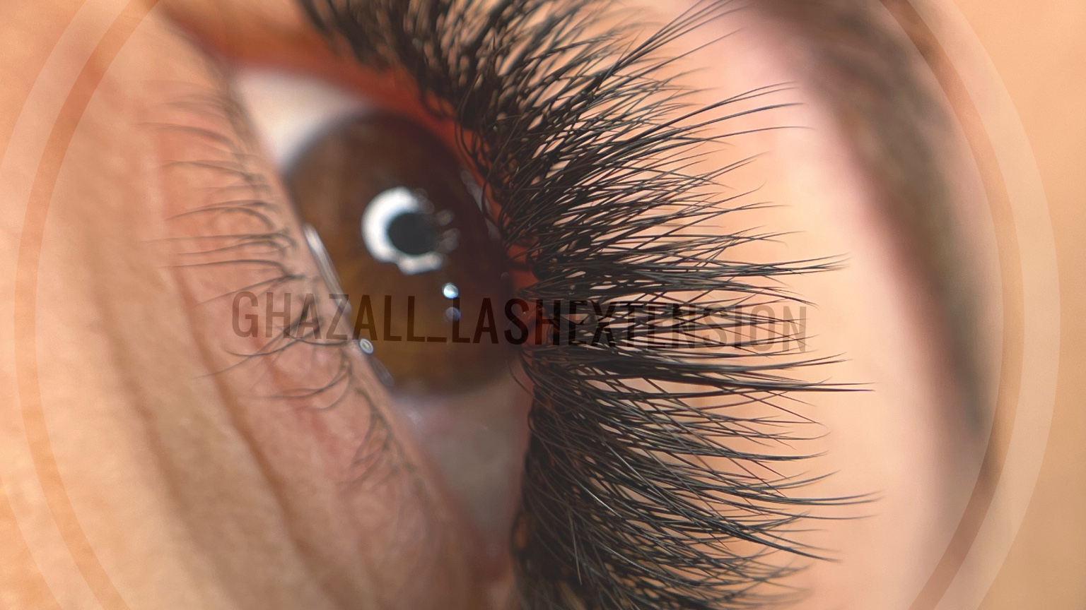 آموزش و خدمات تخصصی اکستنشن مژه غزال
