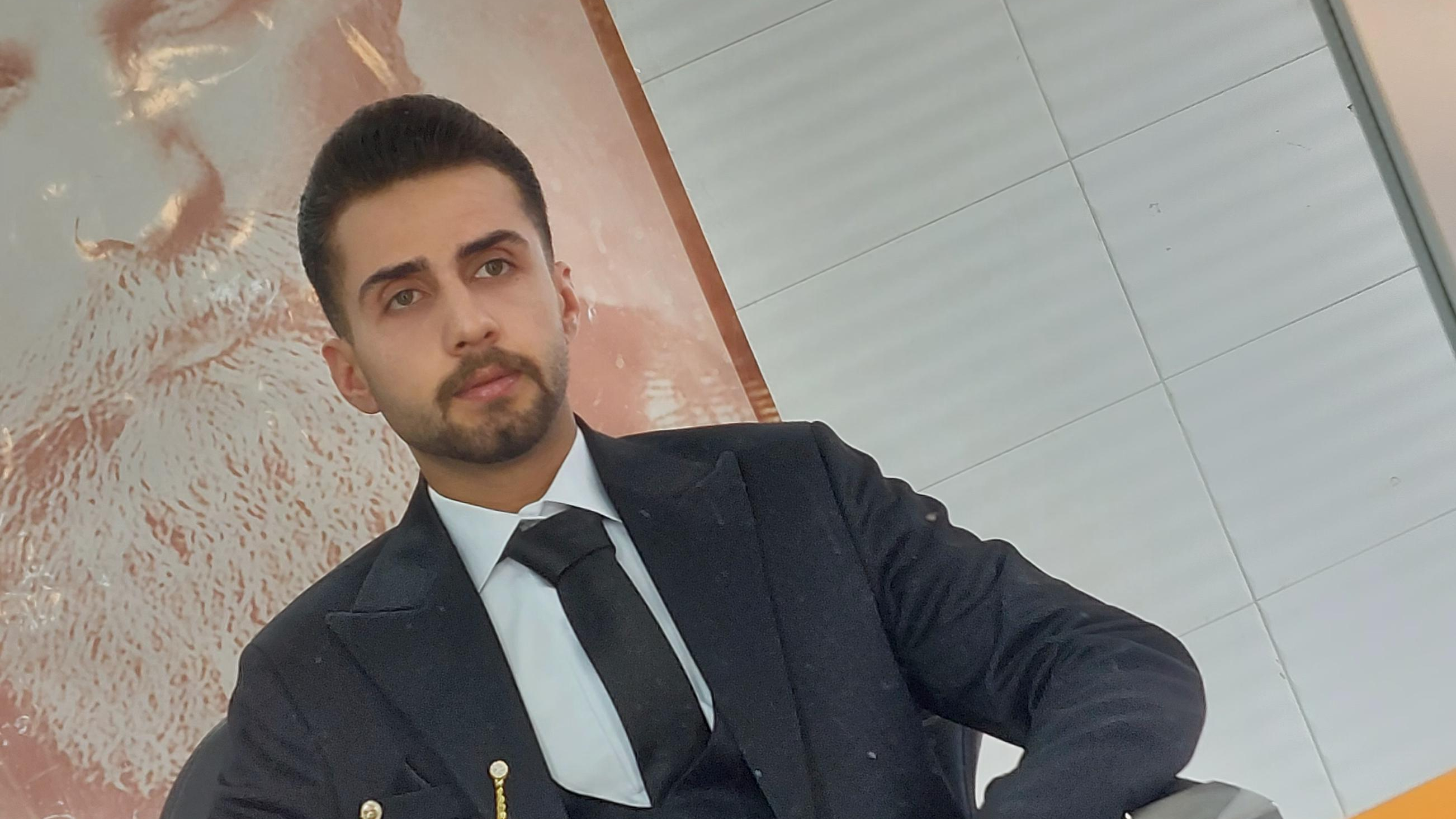 پیرایش مدرن (آرایشگاه مردانه)