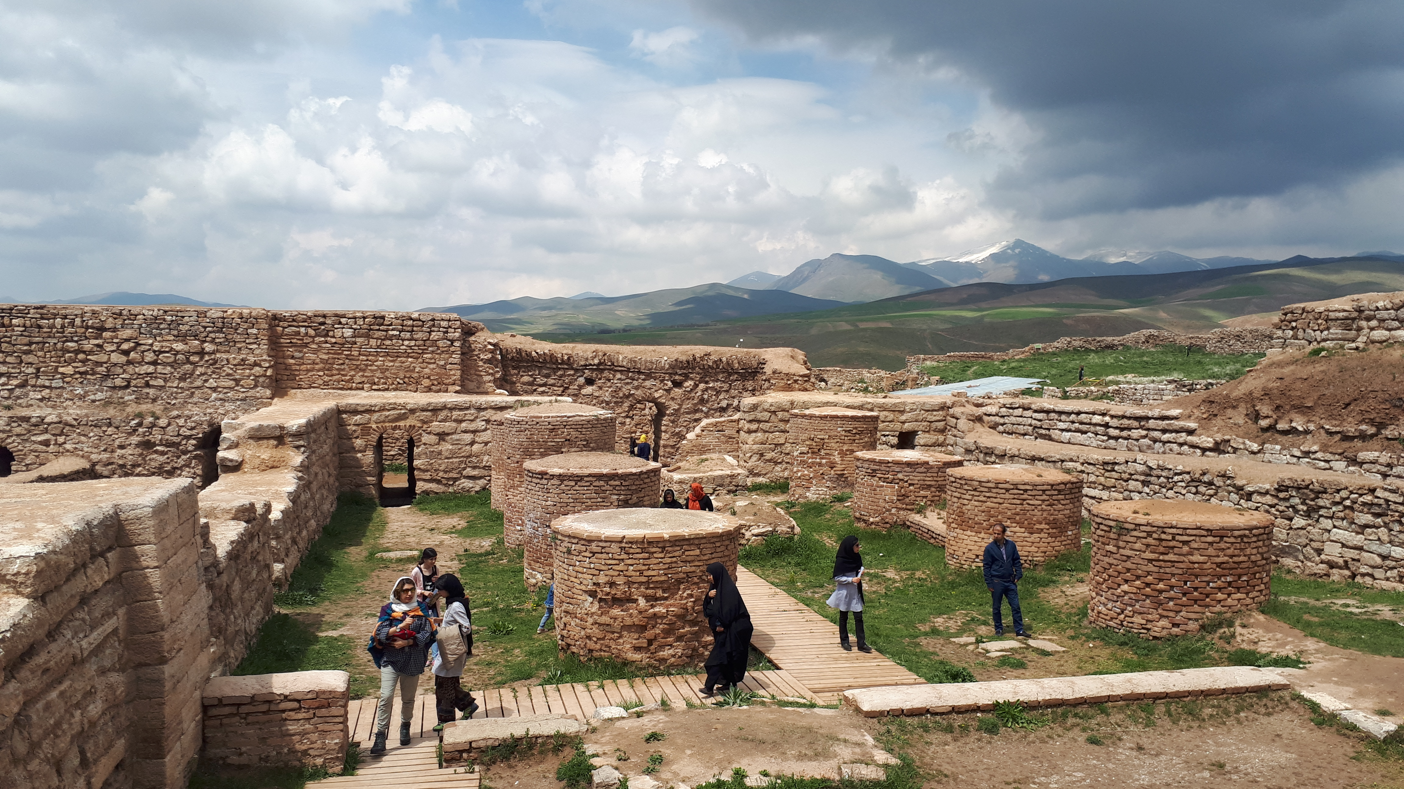 تالار ستون‌دار