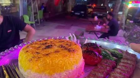 چلو کبابی منقل طلا