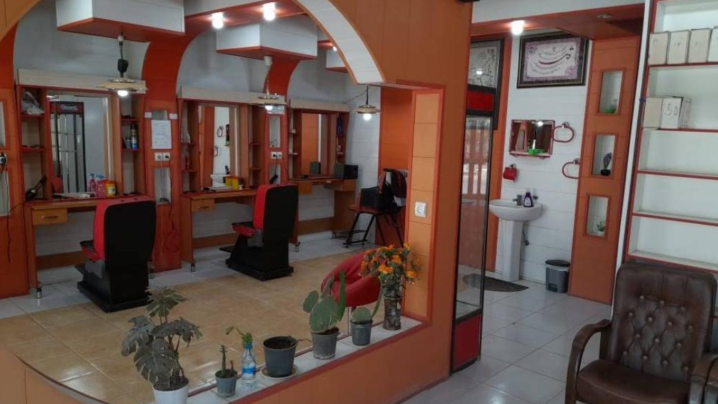 آرایشگاه مردانه زیبا
