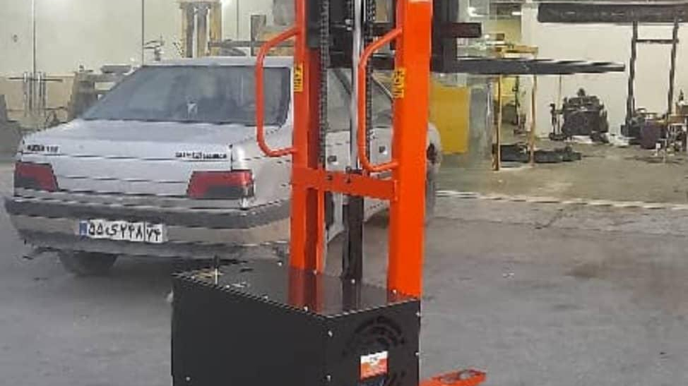 تولید و فروش استاکر برقی و دستی صدرا در مشهد