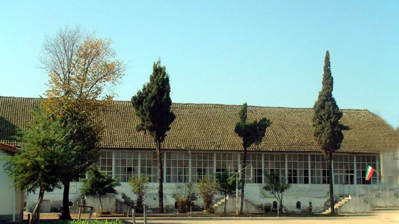 دبیرستان حکیم نظامی