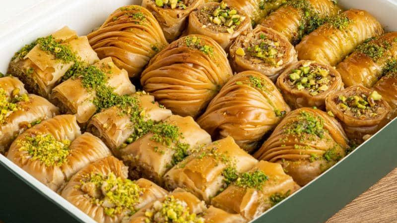 باقلوا پزی هیوا