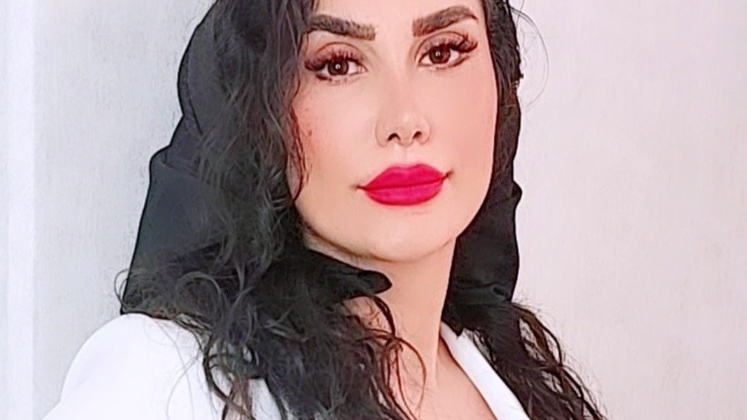مرکز تخصصی مژه و ناخن فریبا احمدی نیا