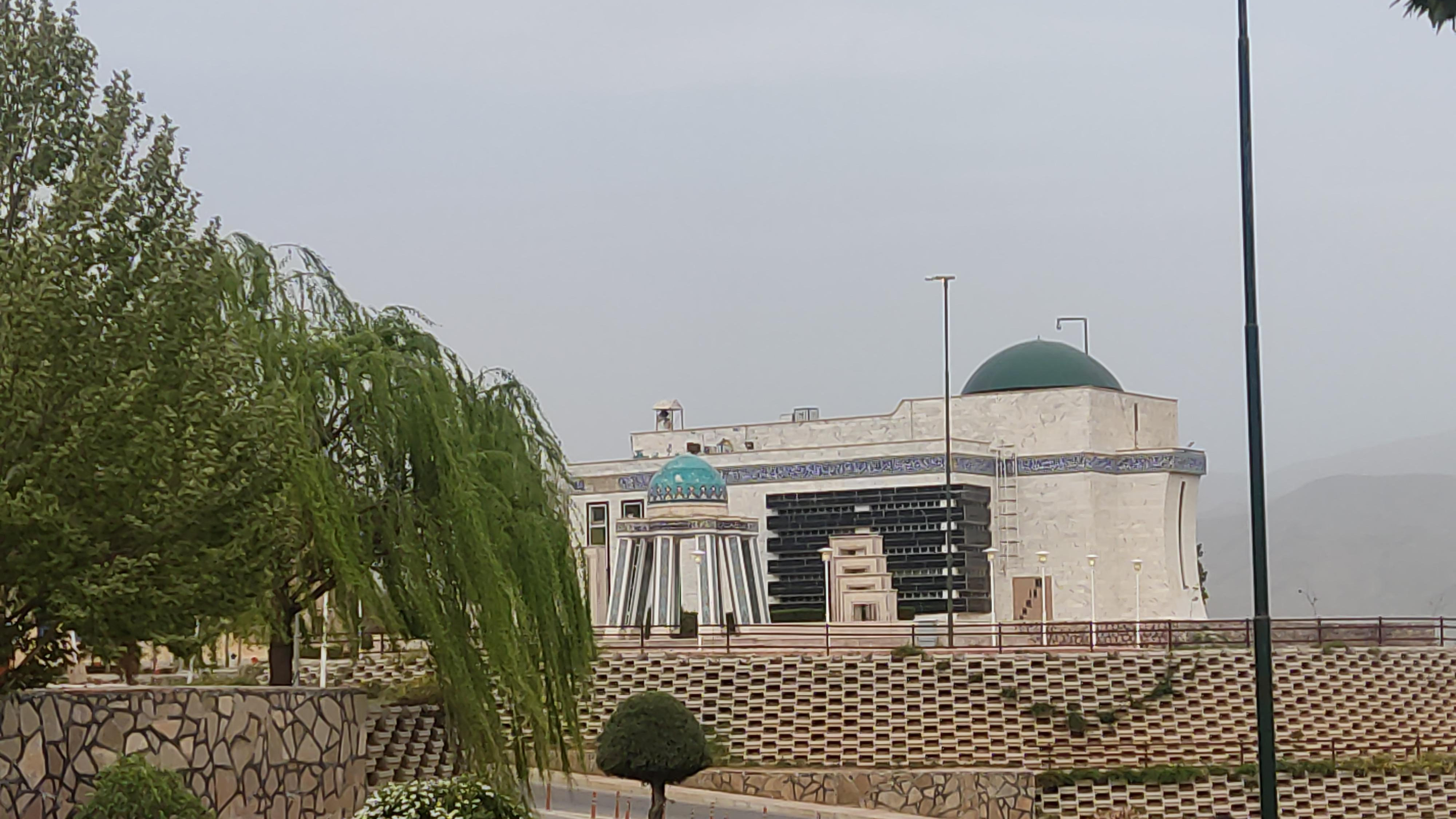 مسجد دانشگاه کردستان