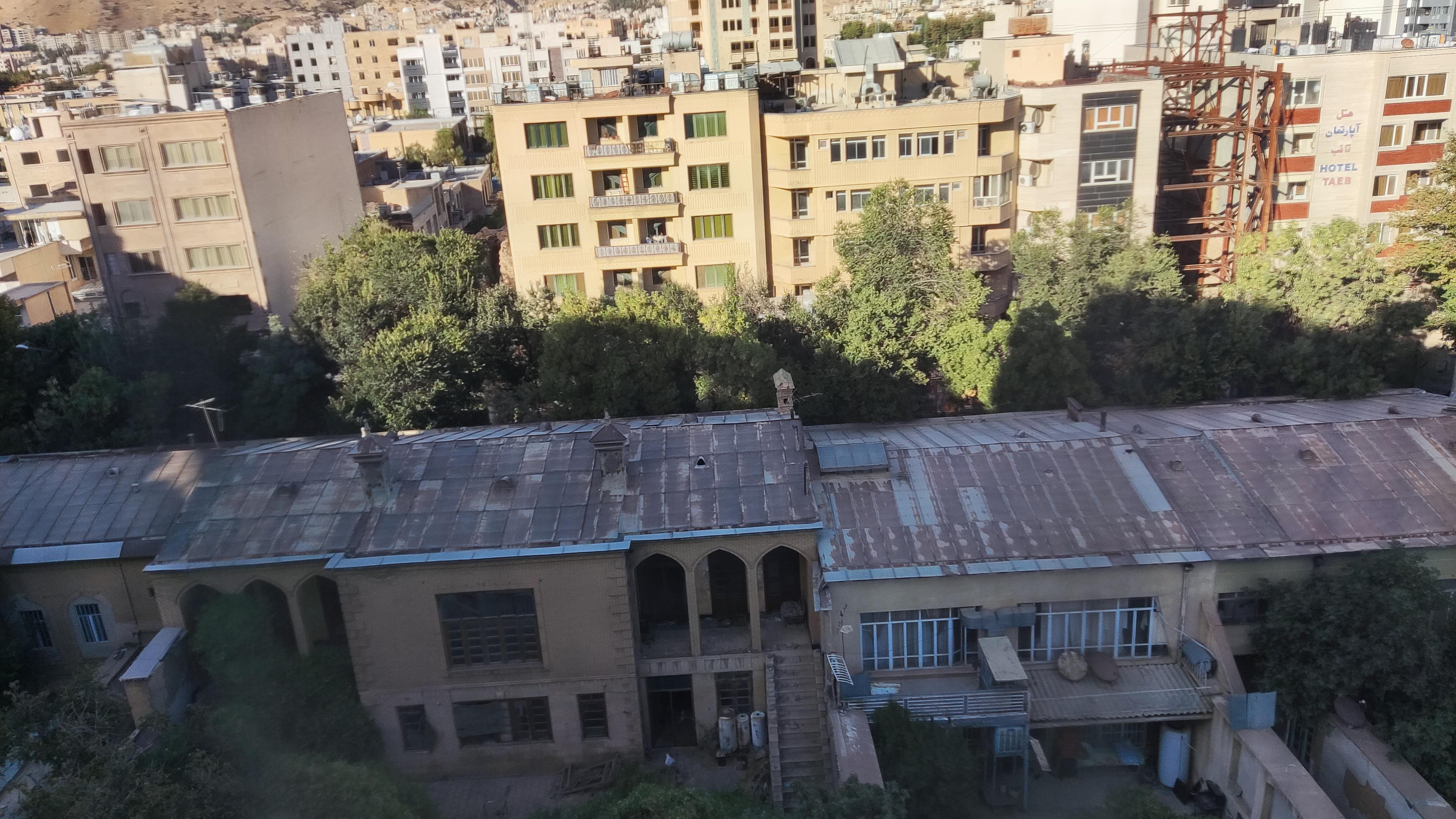 هتل شیرازیس