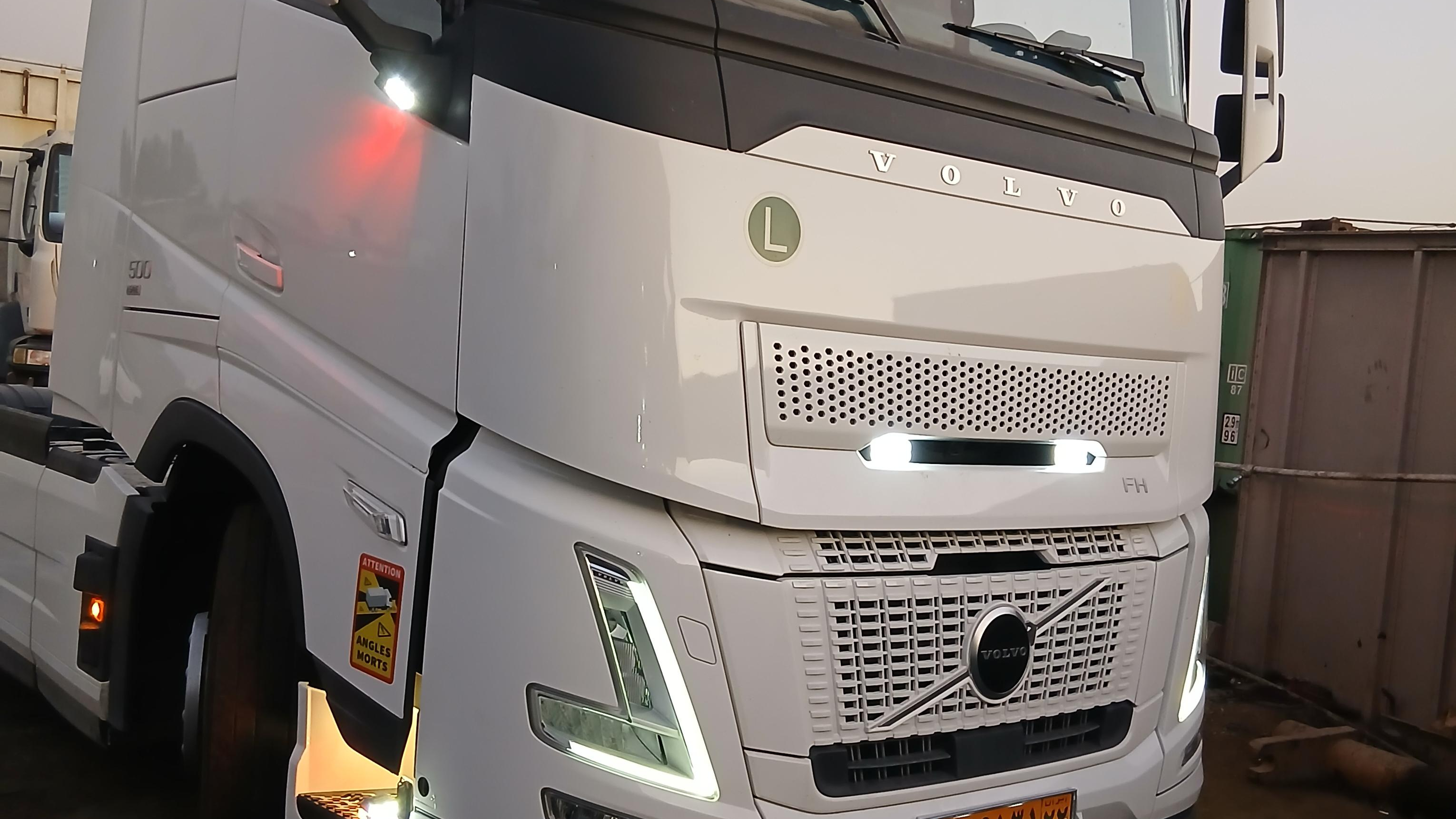 تعمیرگاه تخصصی برق و مکانیک Fh500 رنو T