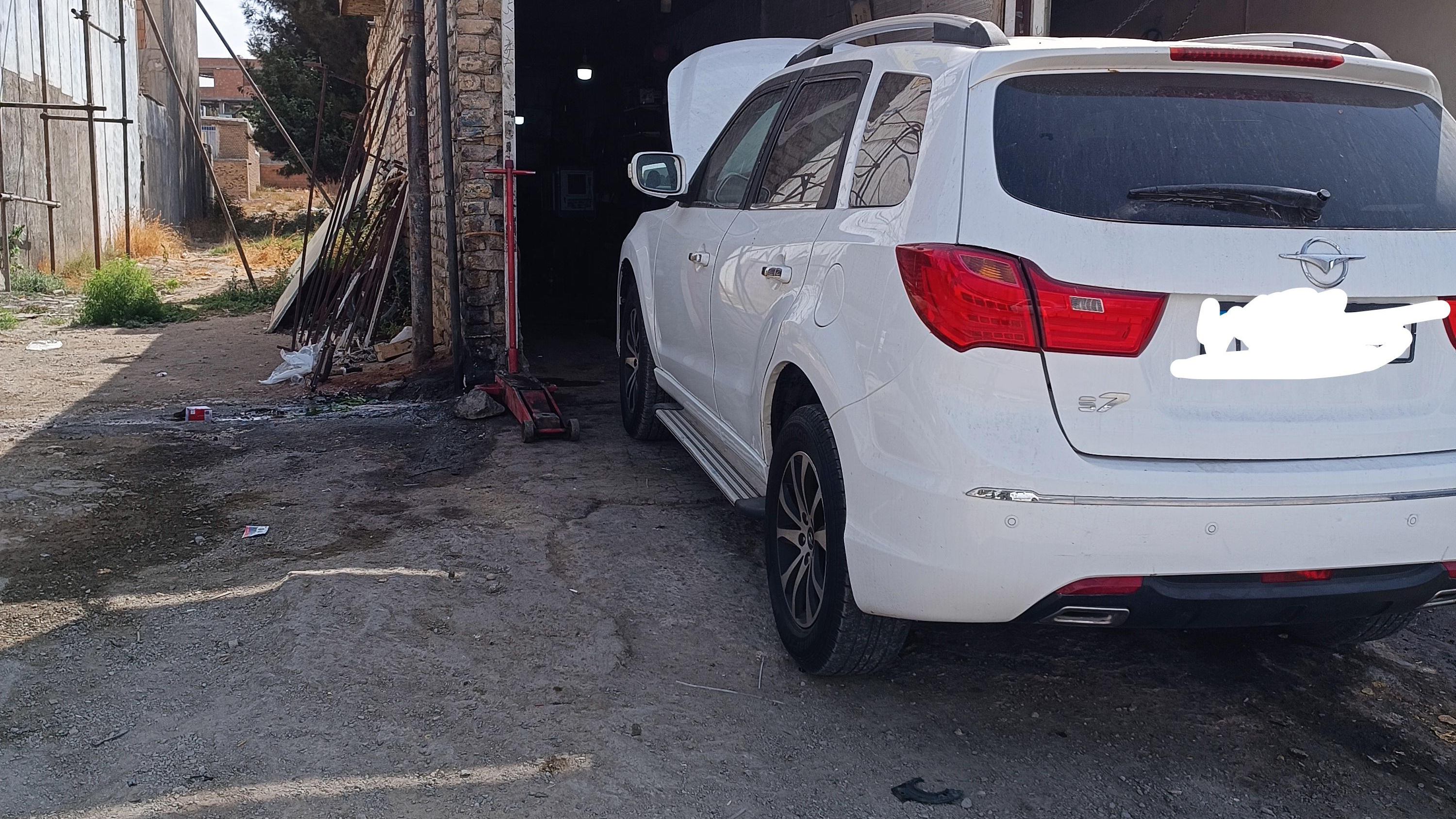 اتو مکانیکی حسین