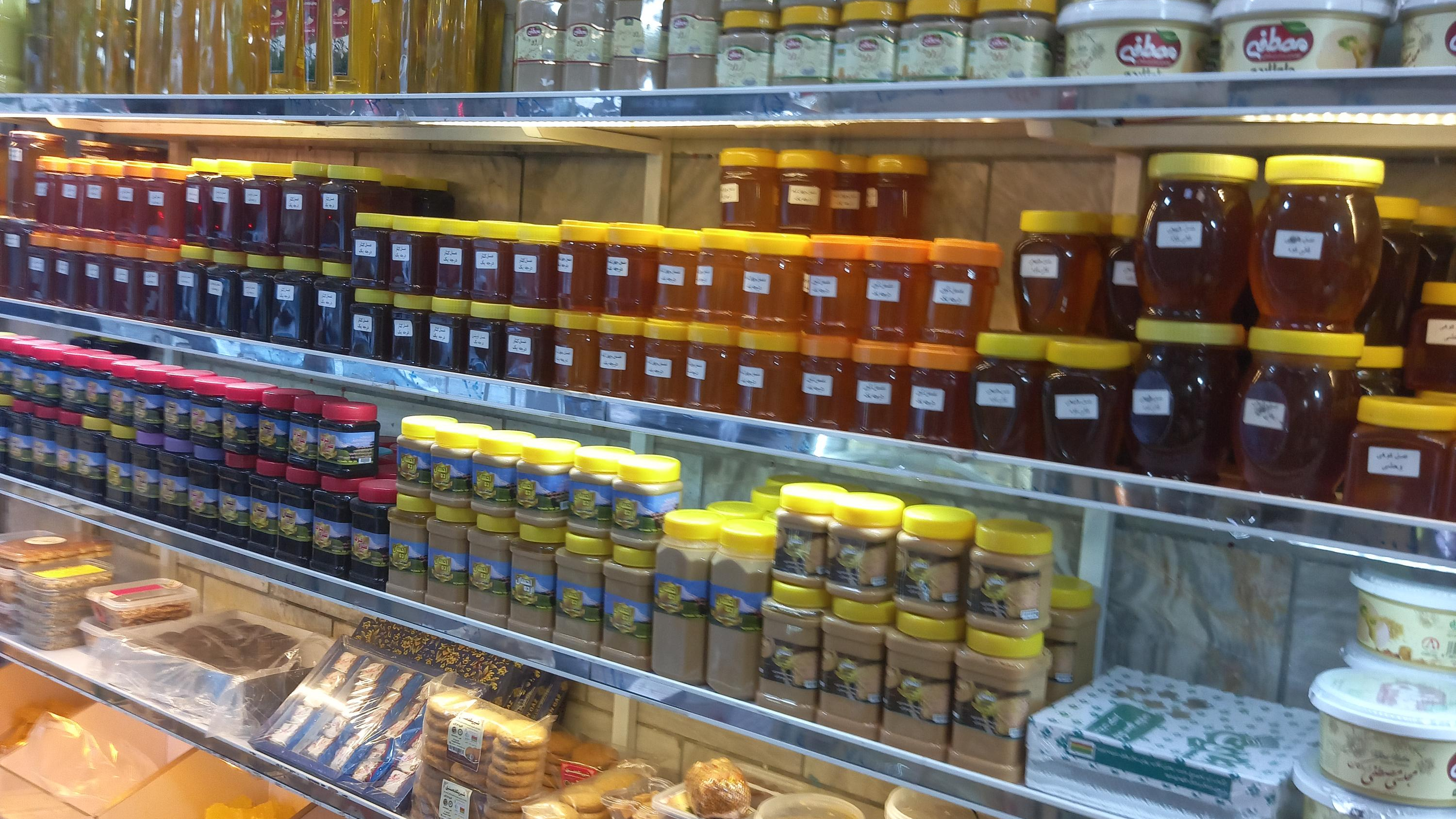 لبنیات سنتی لیقوانی