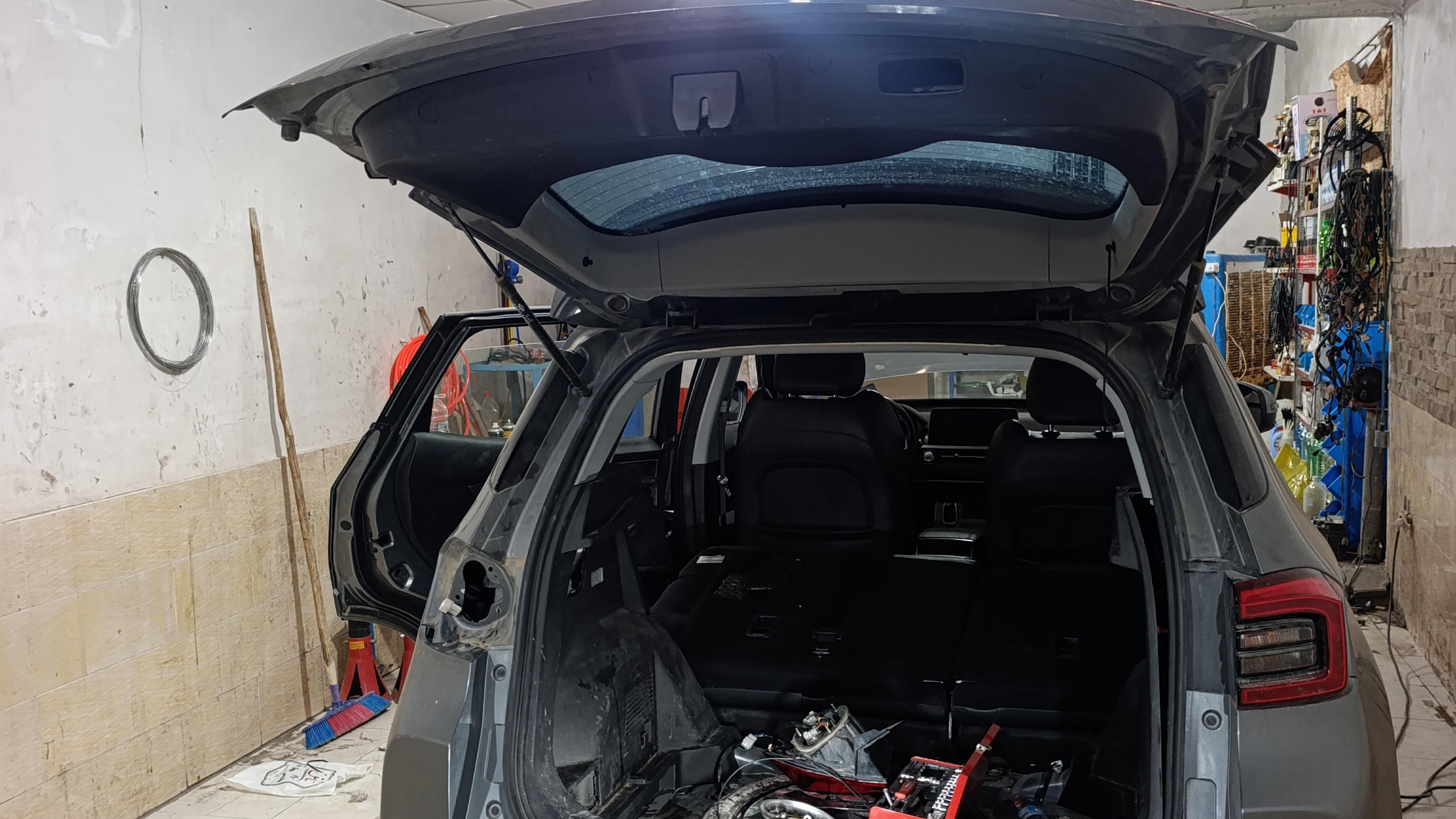 خدمات برق خودرو شاهمیری