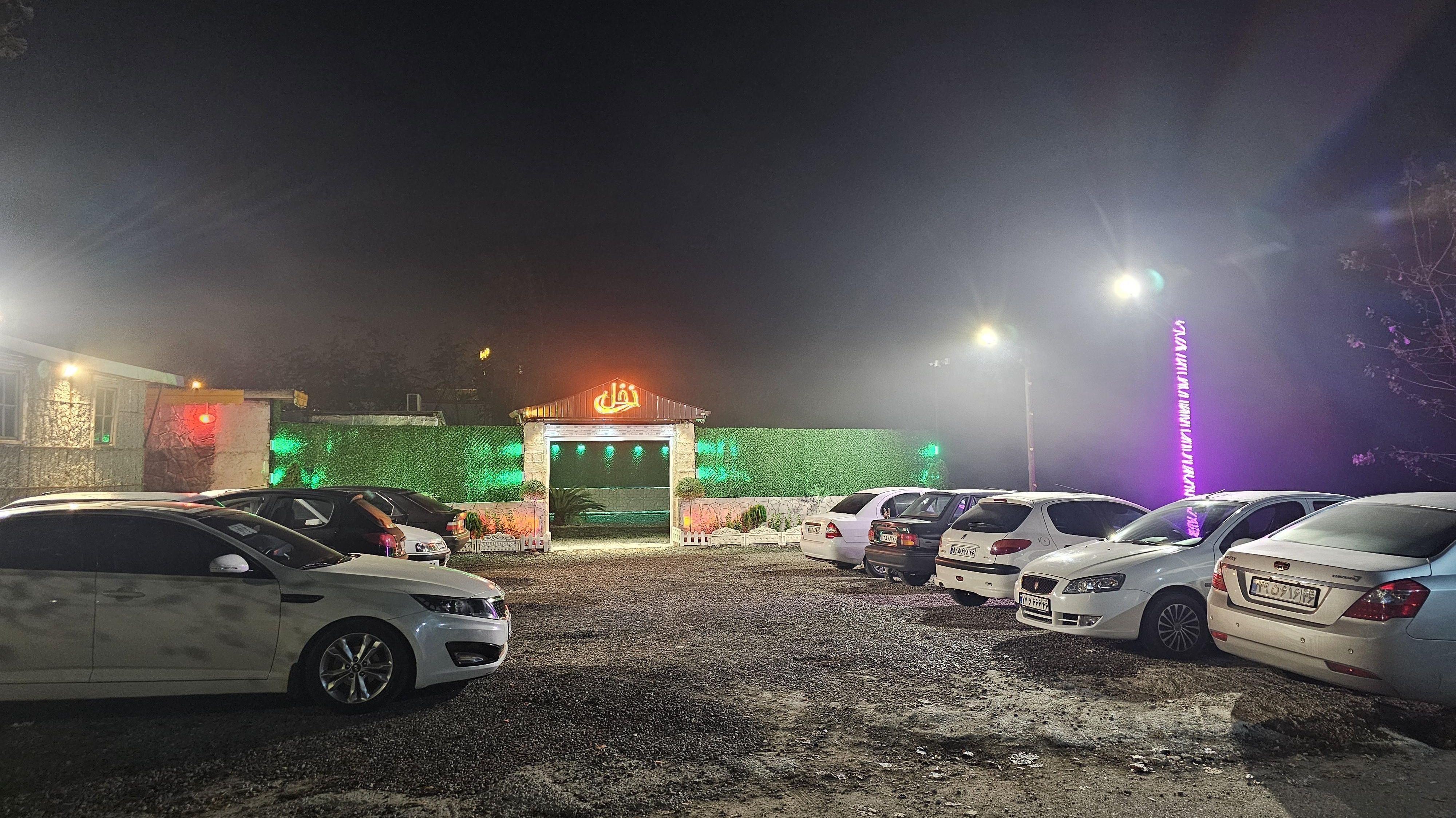 کافه سنتی نان سنتی نخل