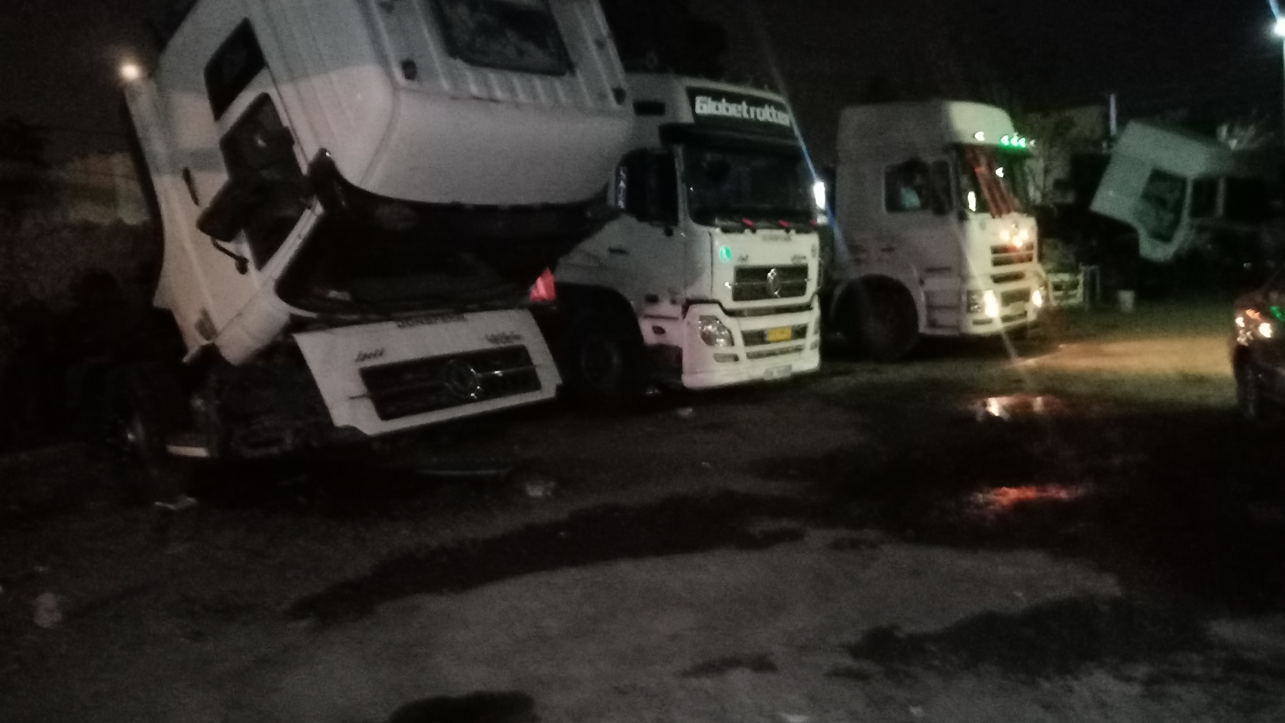 تعمیرگاه دانگ فنگ احسان