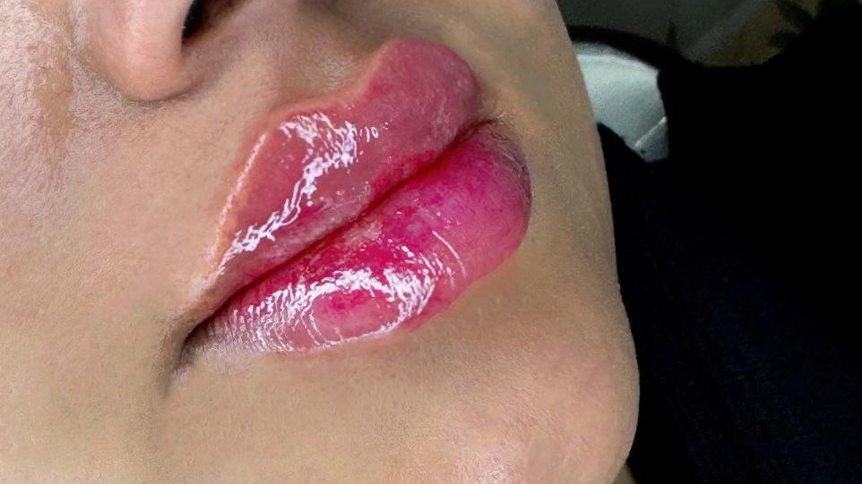 کلینیک زیبایی نیلوفر