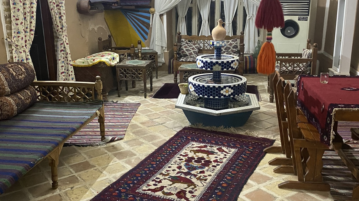 اقامتگاه بومگردی خوشینه