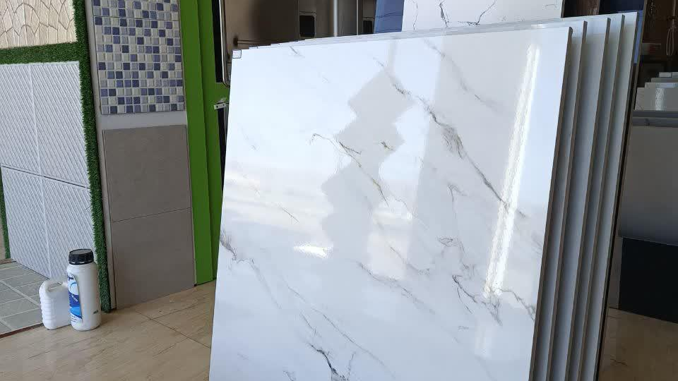 فروشگاه کاشی و سرامیک لیپار (سالاری)