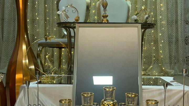 تالار عمارت سناتور