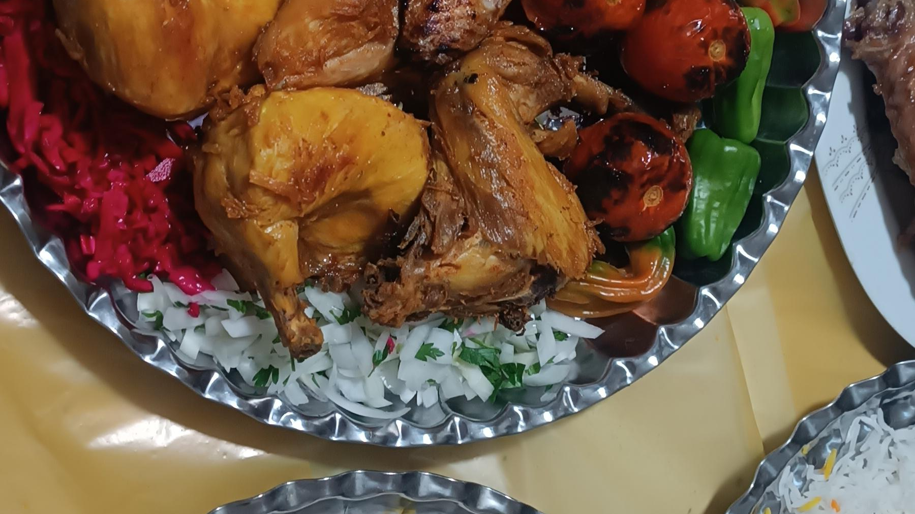 رستوران مام  احمدی