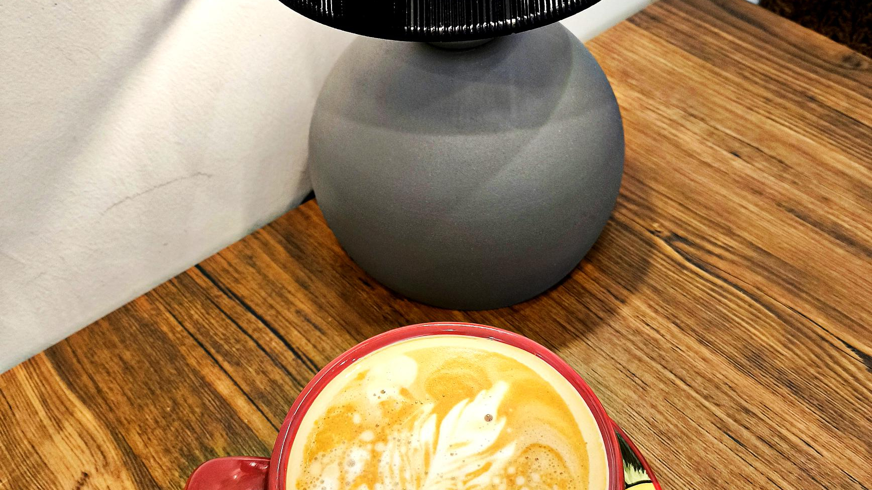 کافه مهرگان