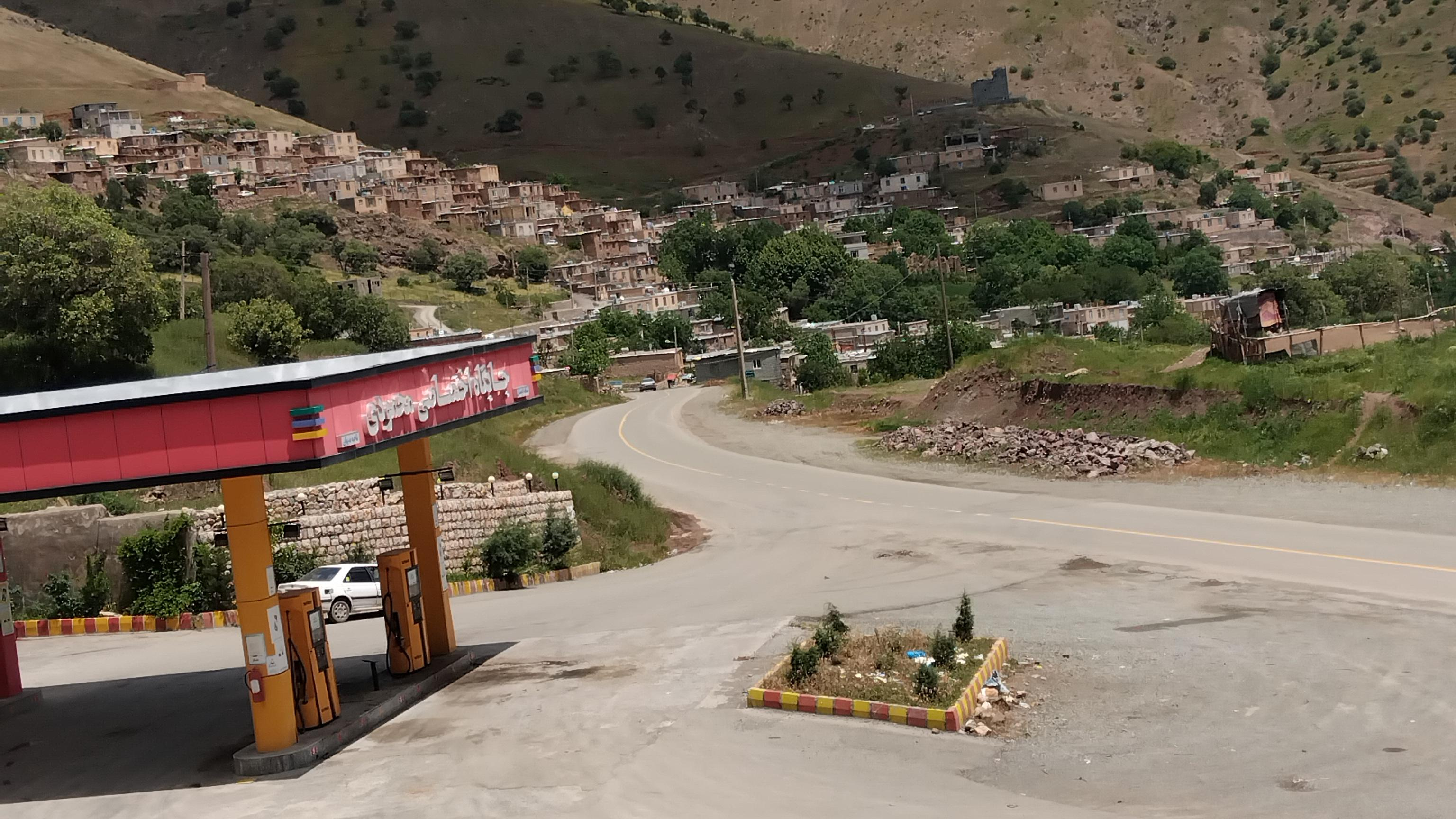 پمپ بنزين محمودی