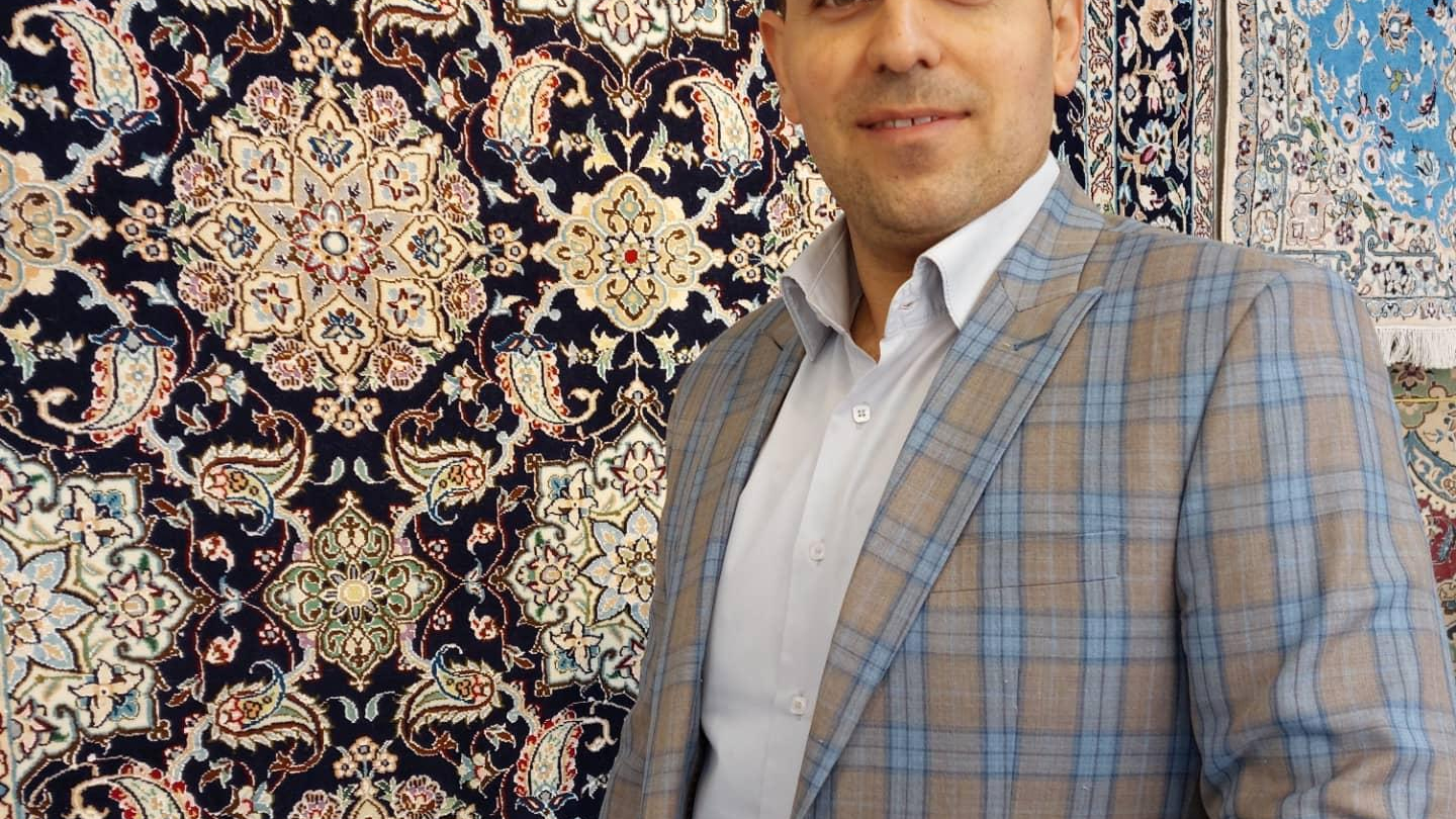 گالری فرش دستباف نائین روحانیان