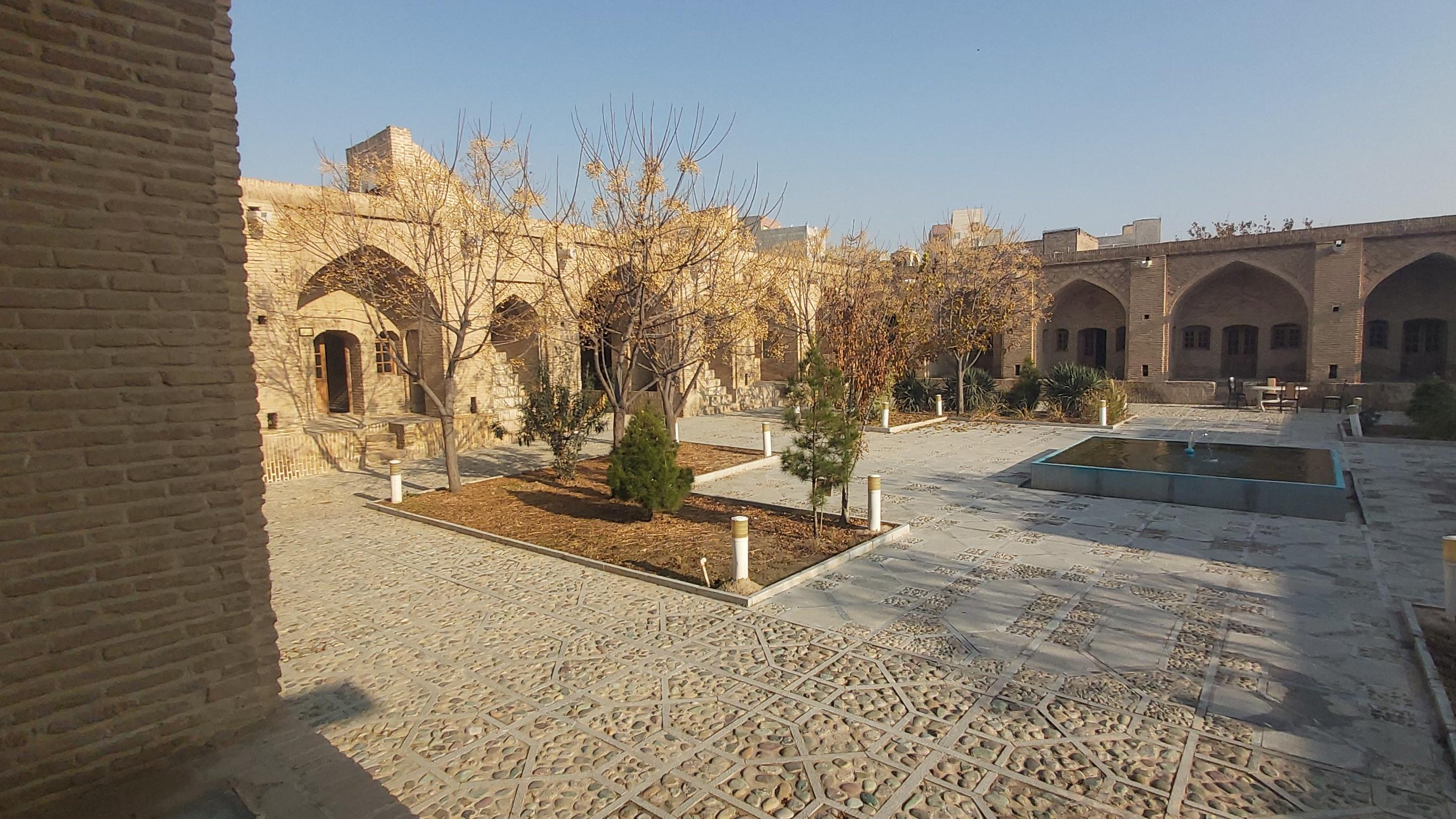 کاروانسرای حاج کمال