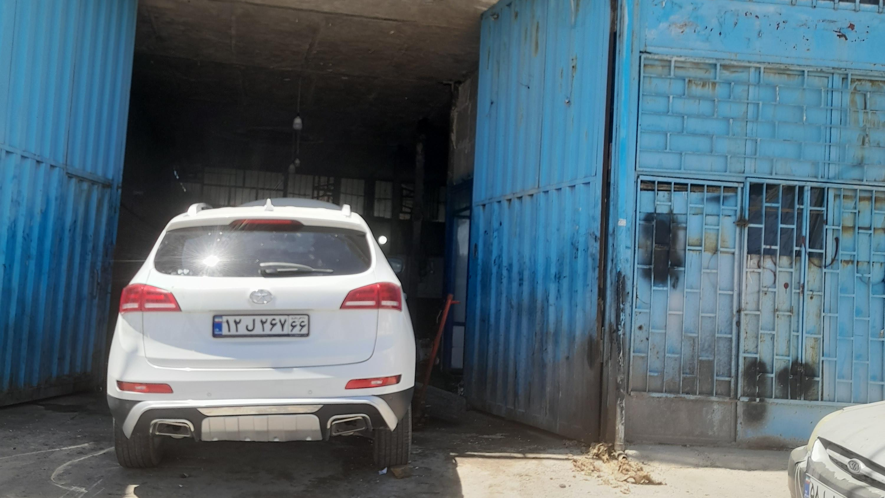 تعمیرگاه تخصصی ۱۱۰