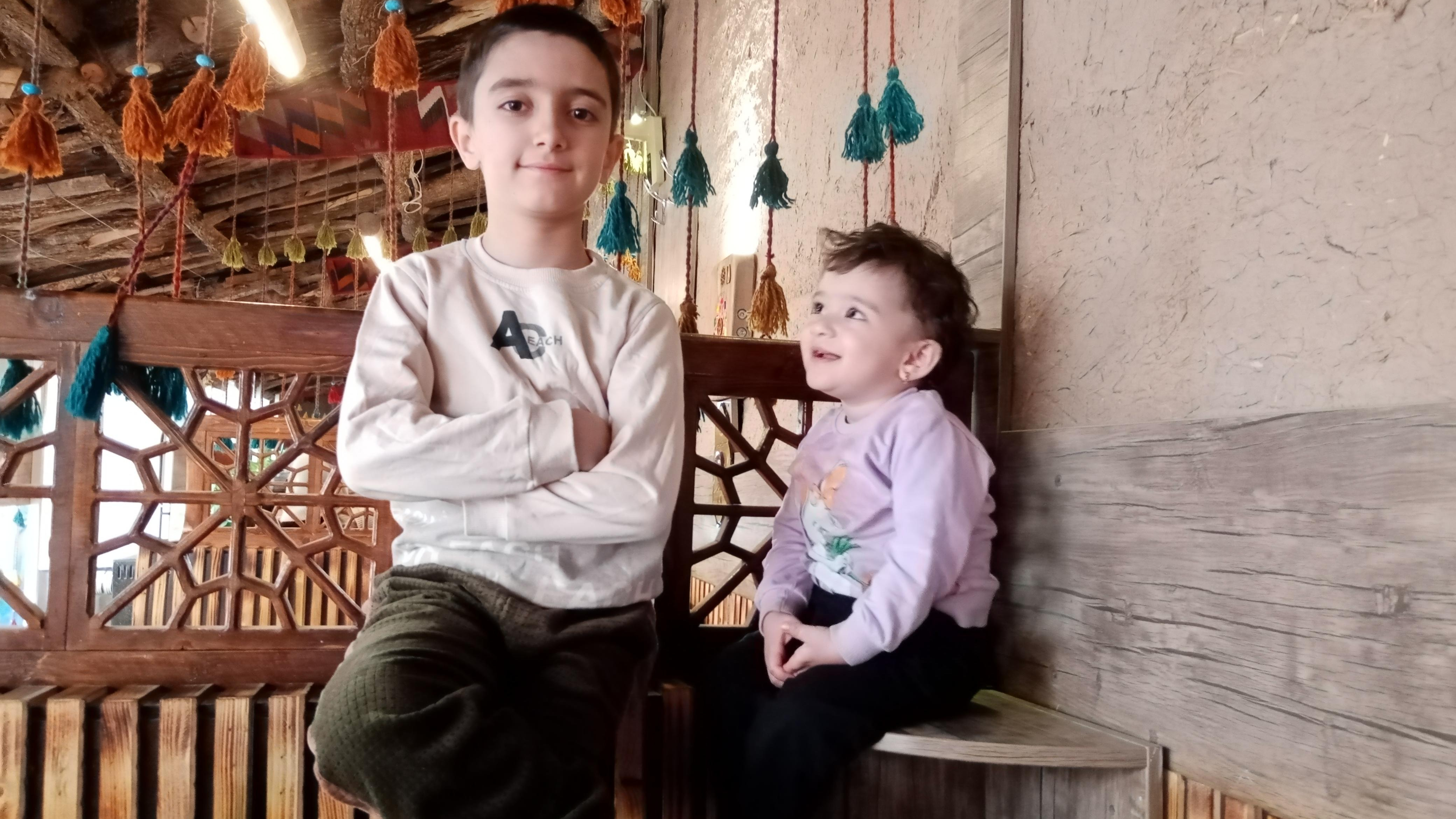 رستوران سنتی و سفره خانه باغچه خان