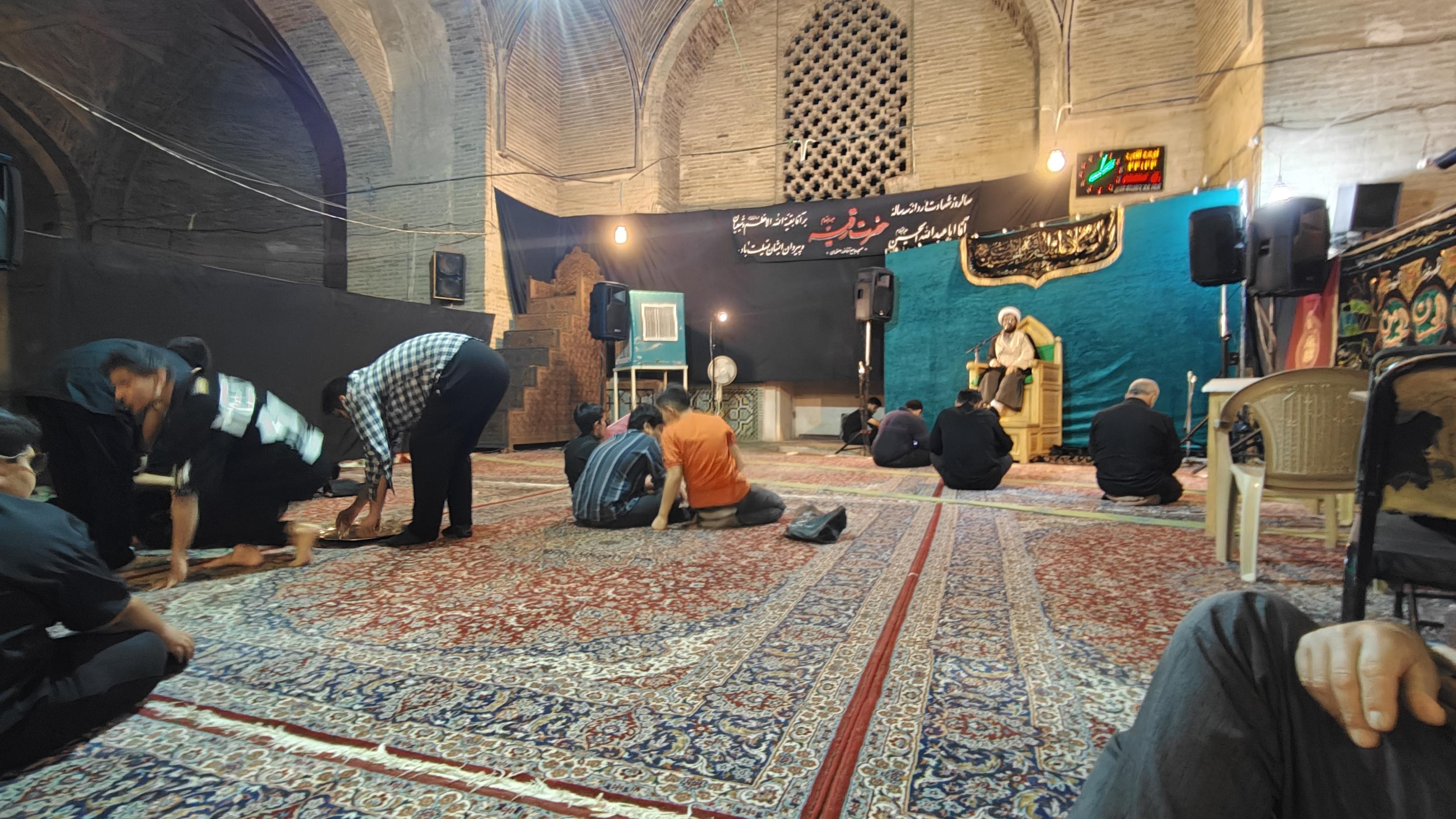 مسجد آقانور