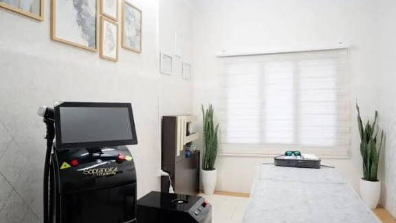 مرکز لیزر موهای زائد نوترسا