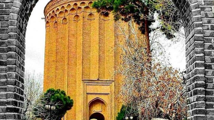 برج تاریخی طغرل