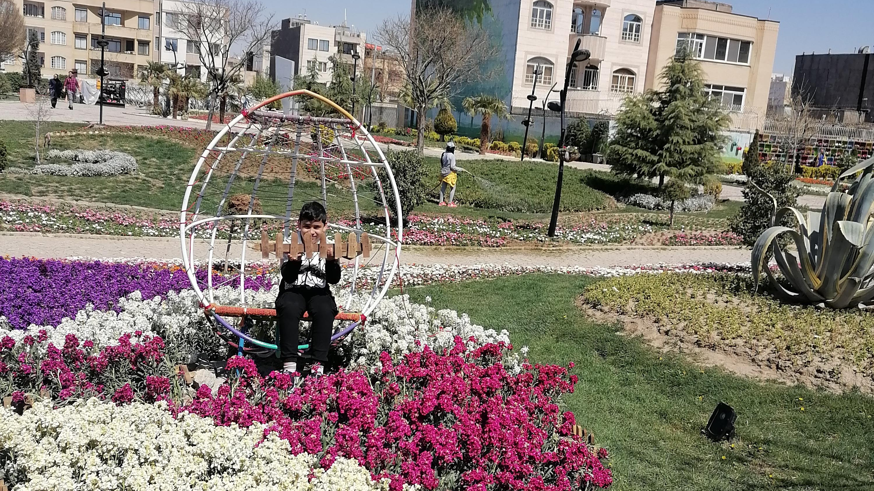 باغ گلها مشهد