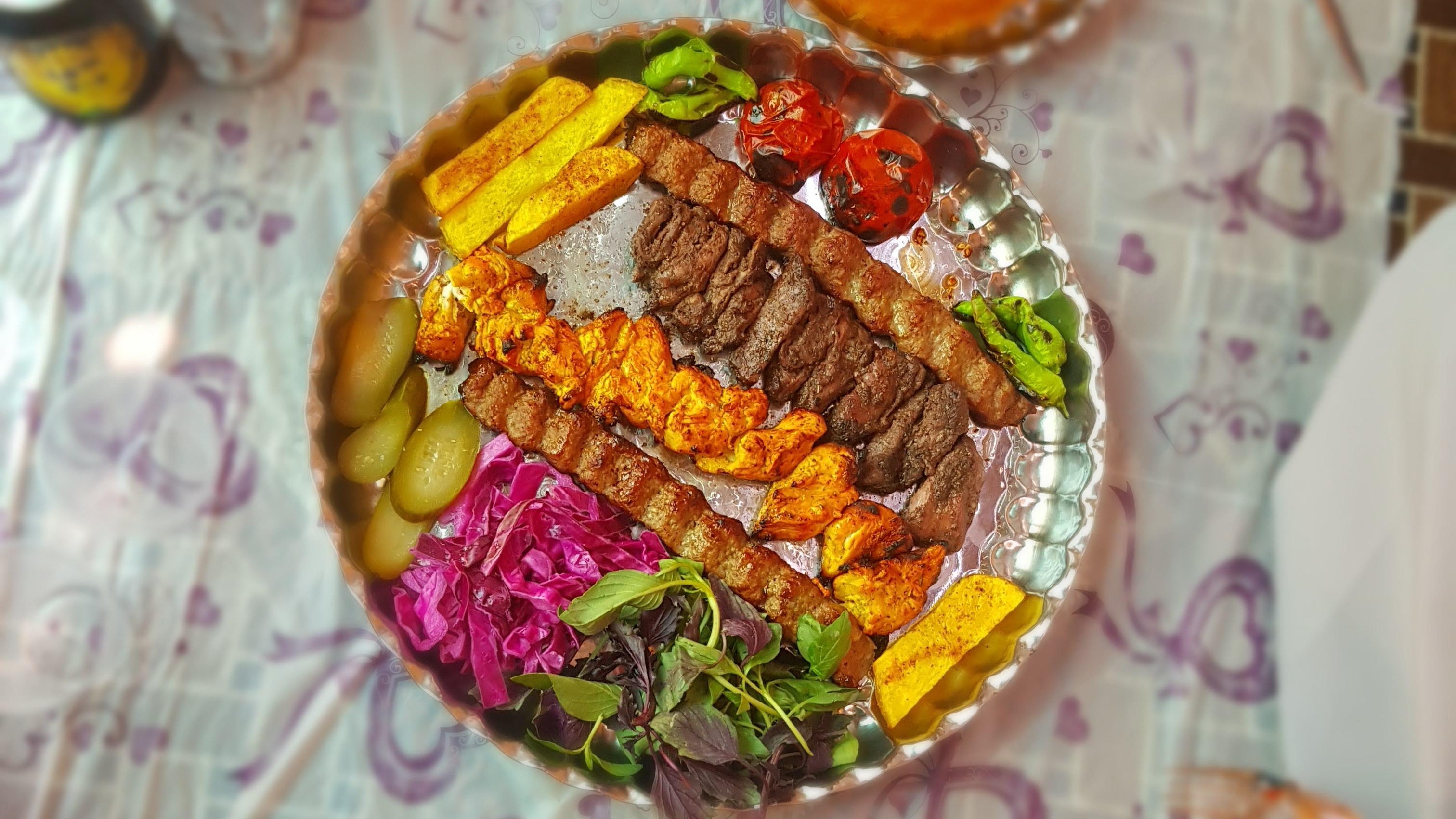 کافه رستوران نوستالژی