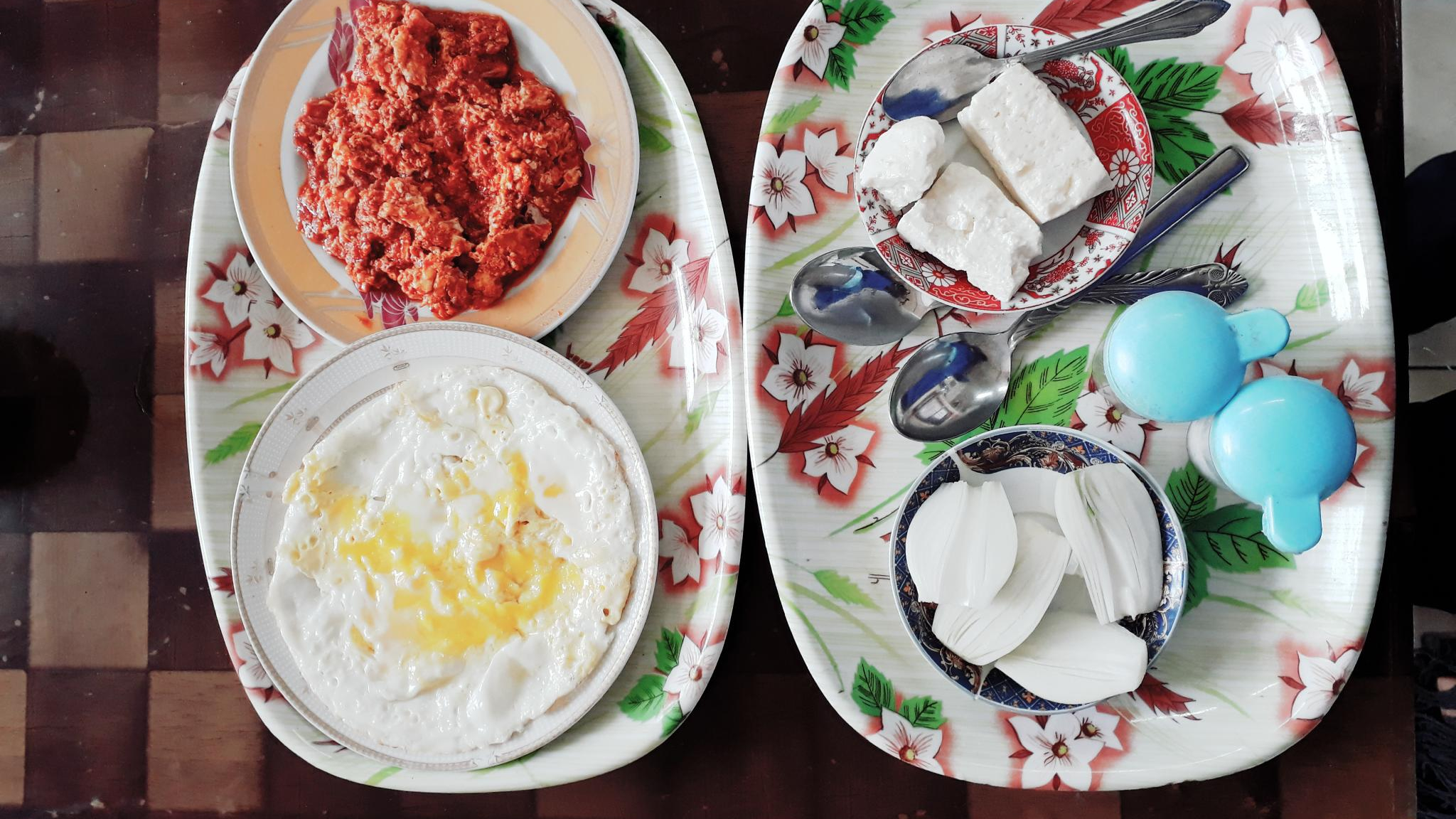 چایخانه آرمان (چای،غذاخوری،صبحانه،نیمرو،املت،لوبیا)