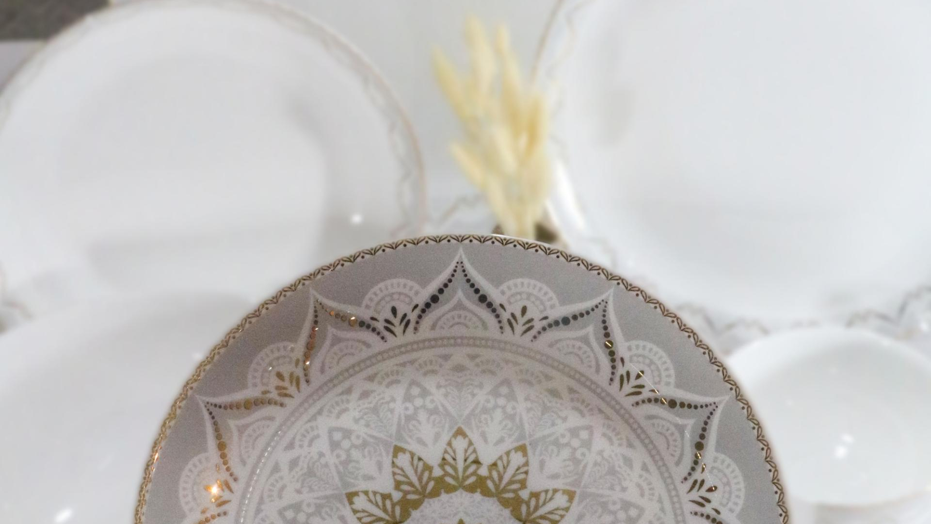 نمایشگاه چینی نسترن قم