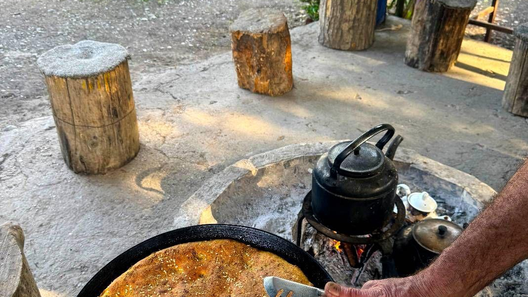اقامتگاه بومگردی کلبه سوتراش
