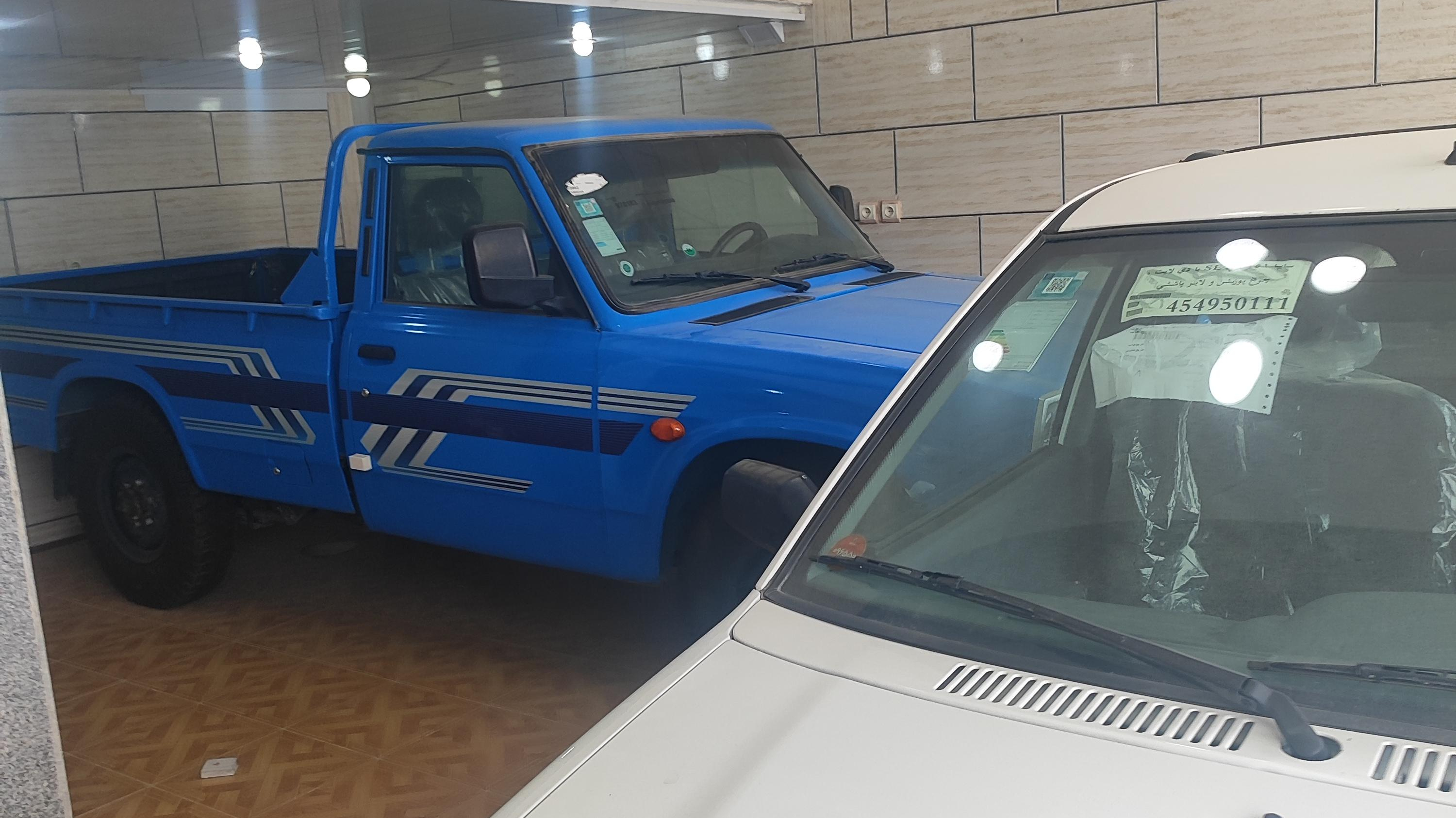 نمایشگاه خودرو هوتی