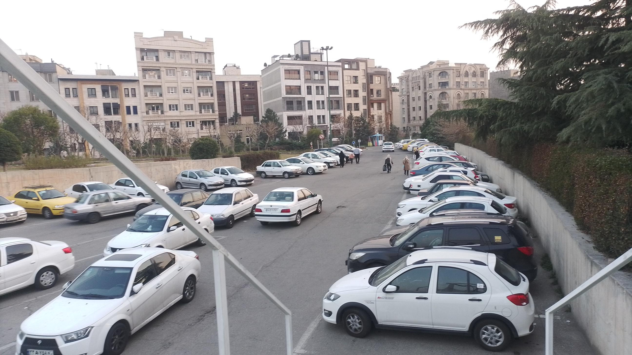 پارکینگ بوستان گفت و گو