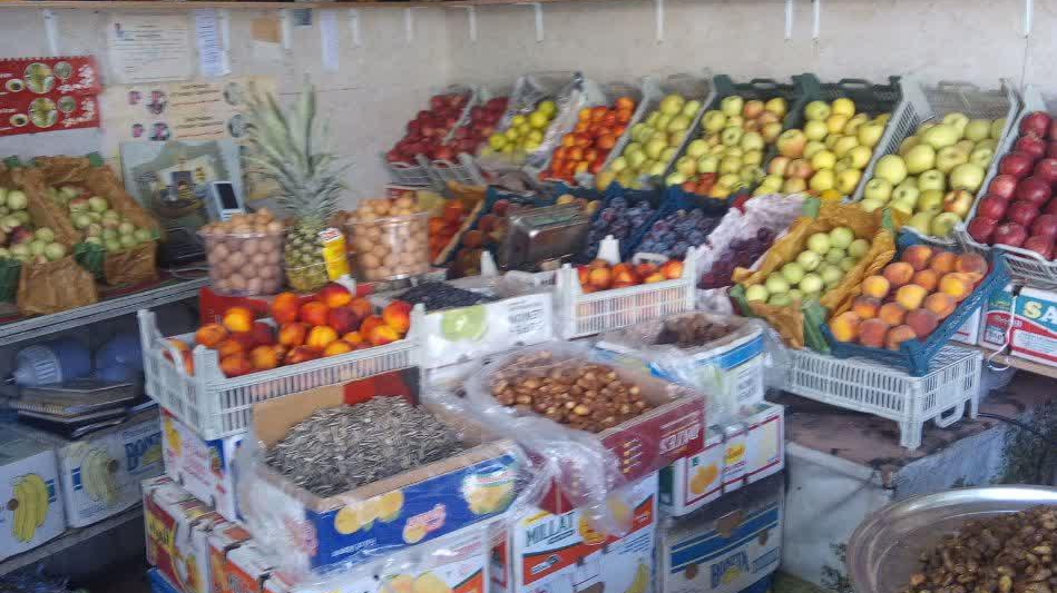 میوه فروشی مهتاب ( حاج علی)