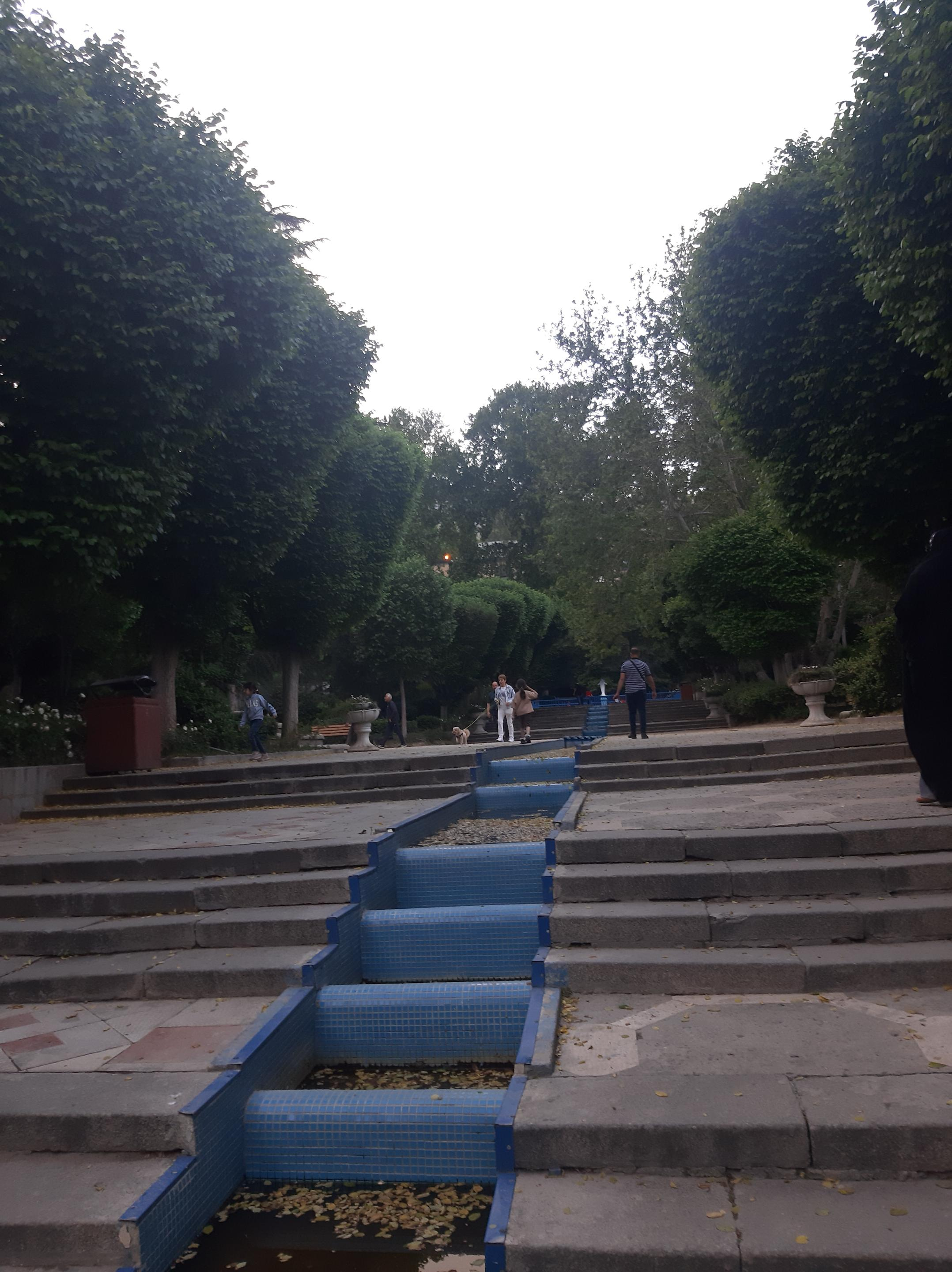 بوستان نیاوران