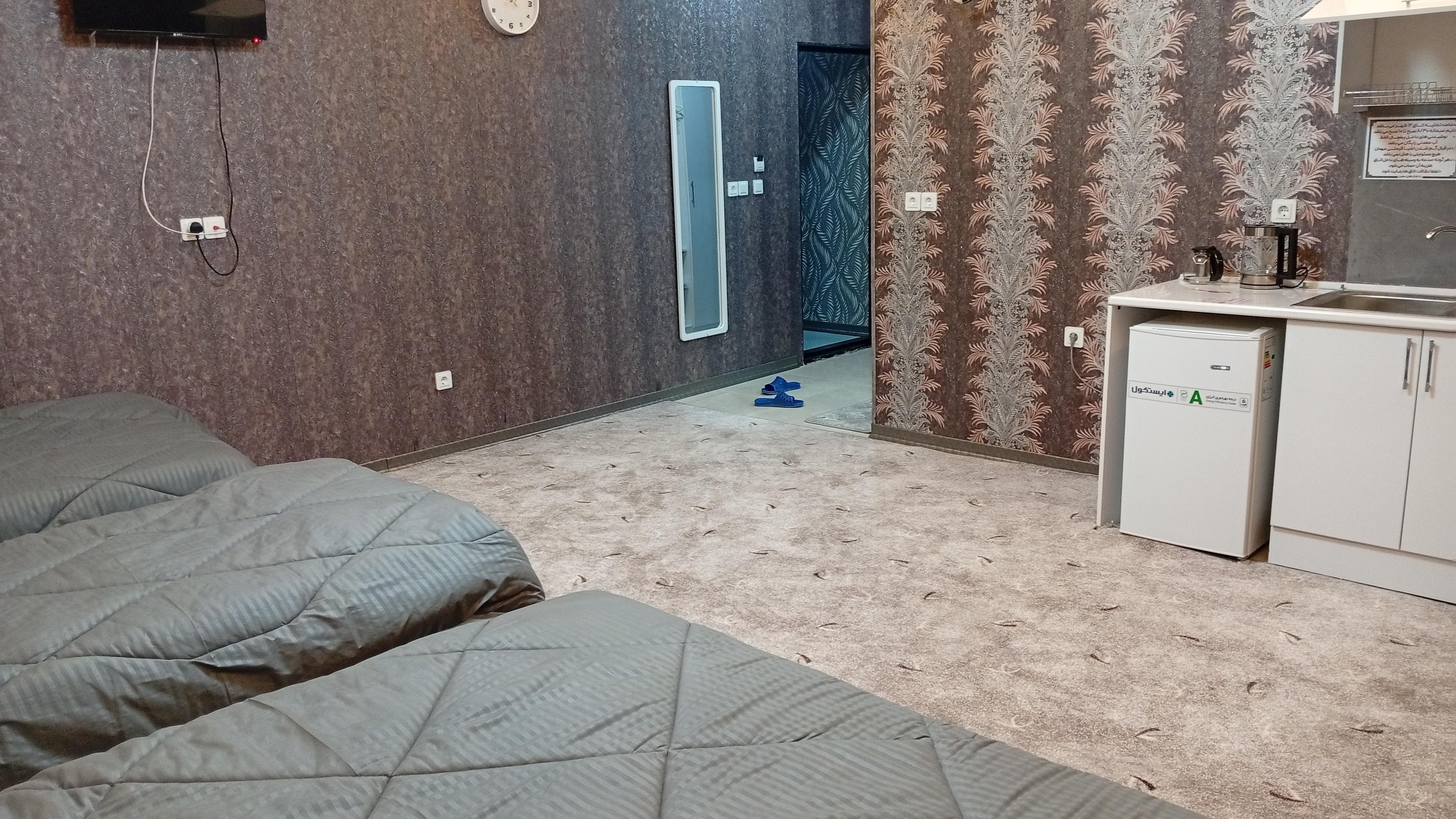 هتل و رستوران معین