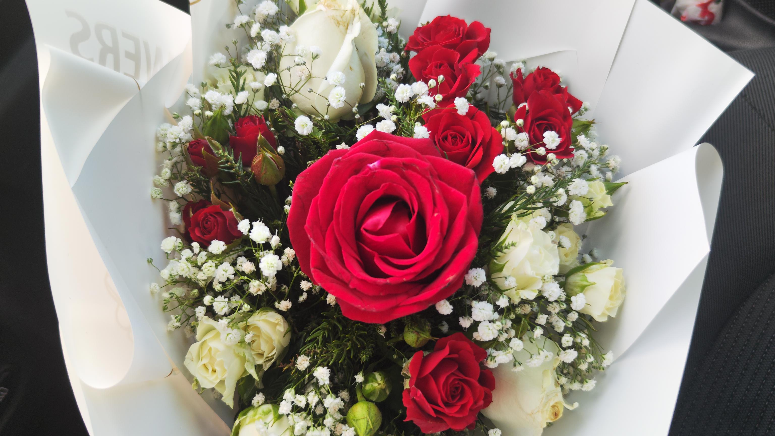 گلفروشی گلی برای گل