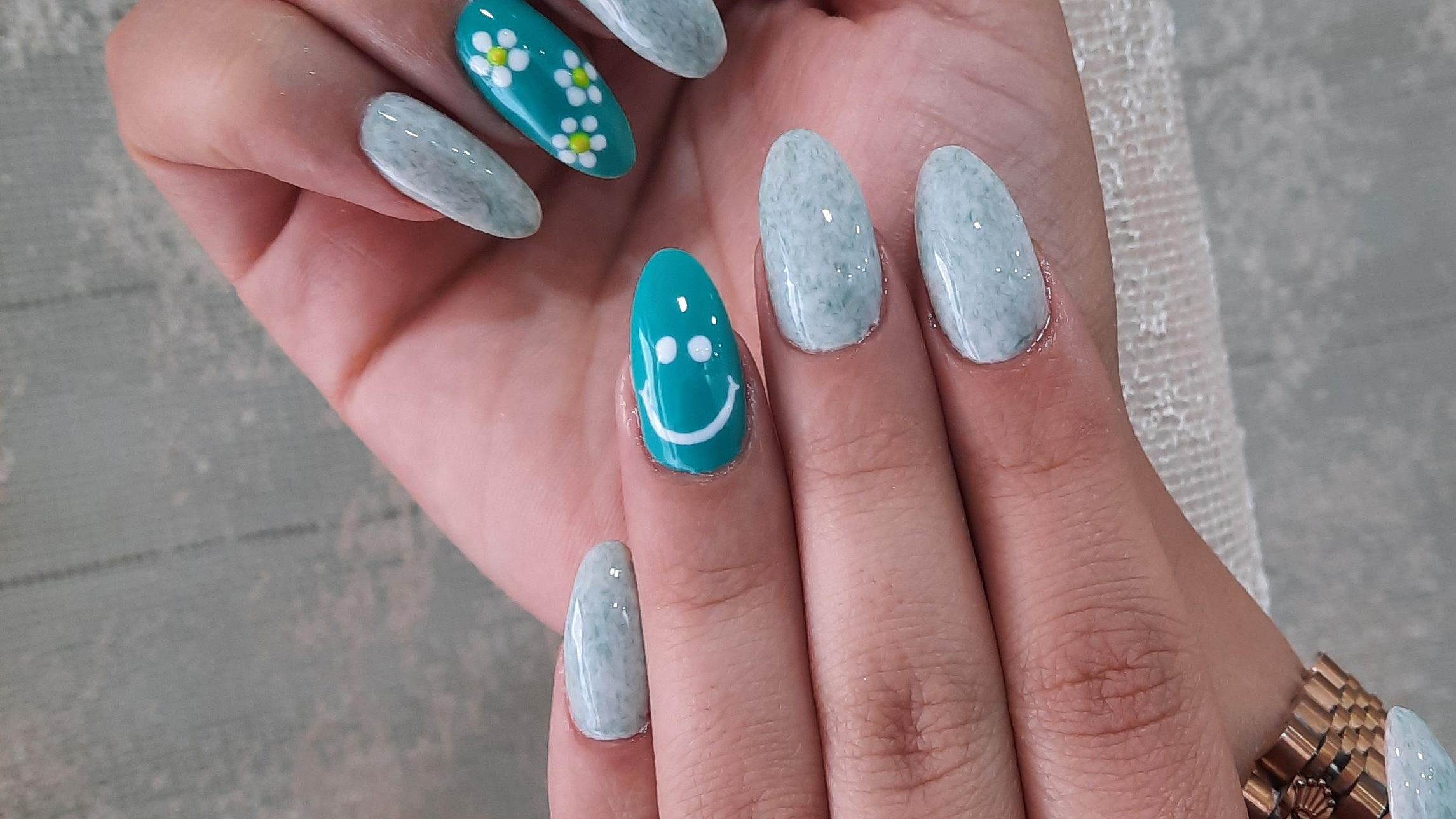 خدمات تخصصی ناخن نجمه نادری