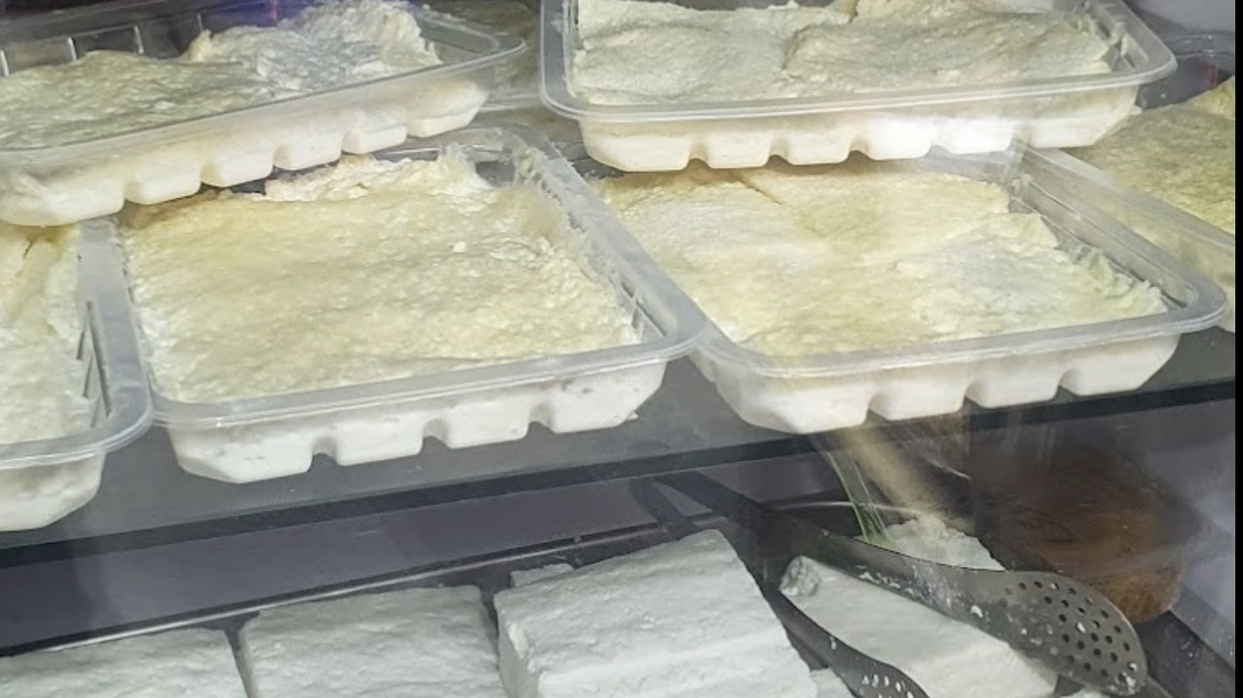 لبنیات وبستنی زرین گل لار