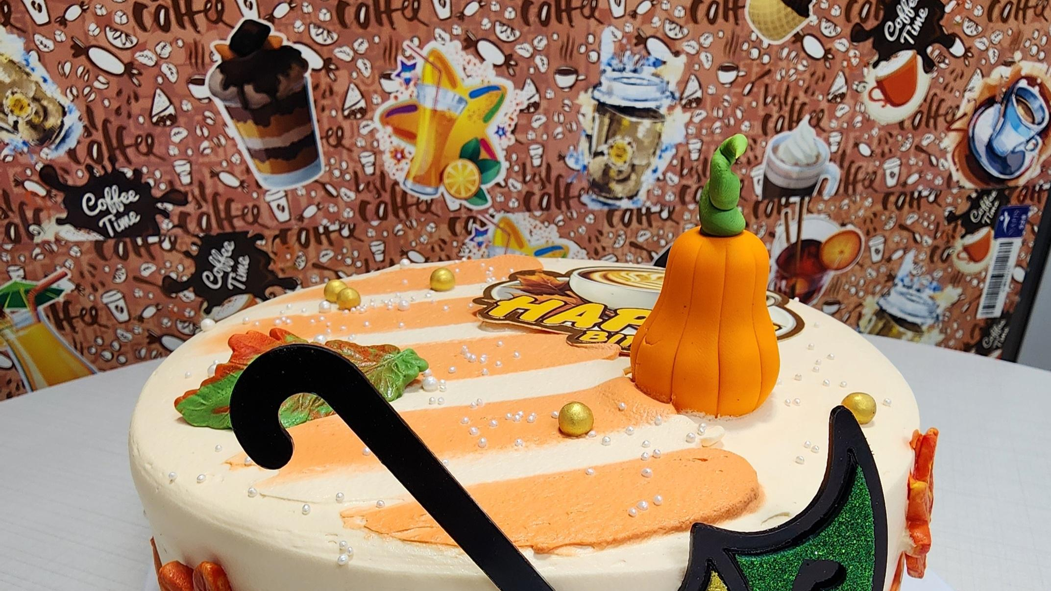 شیرینی فروشی کافه قناد