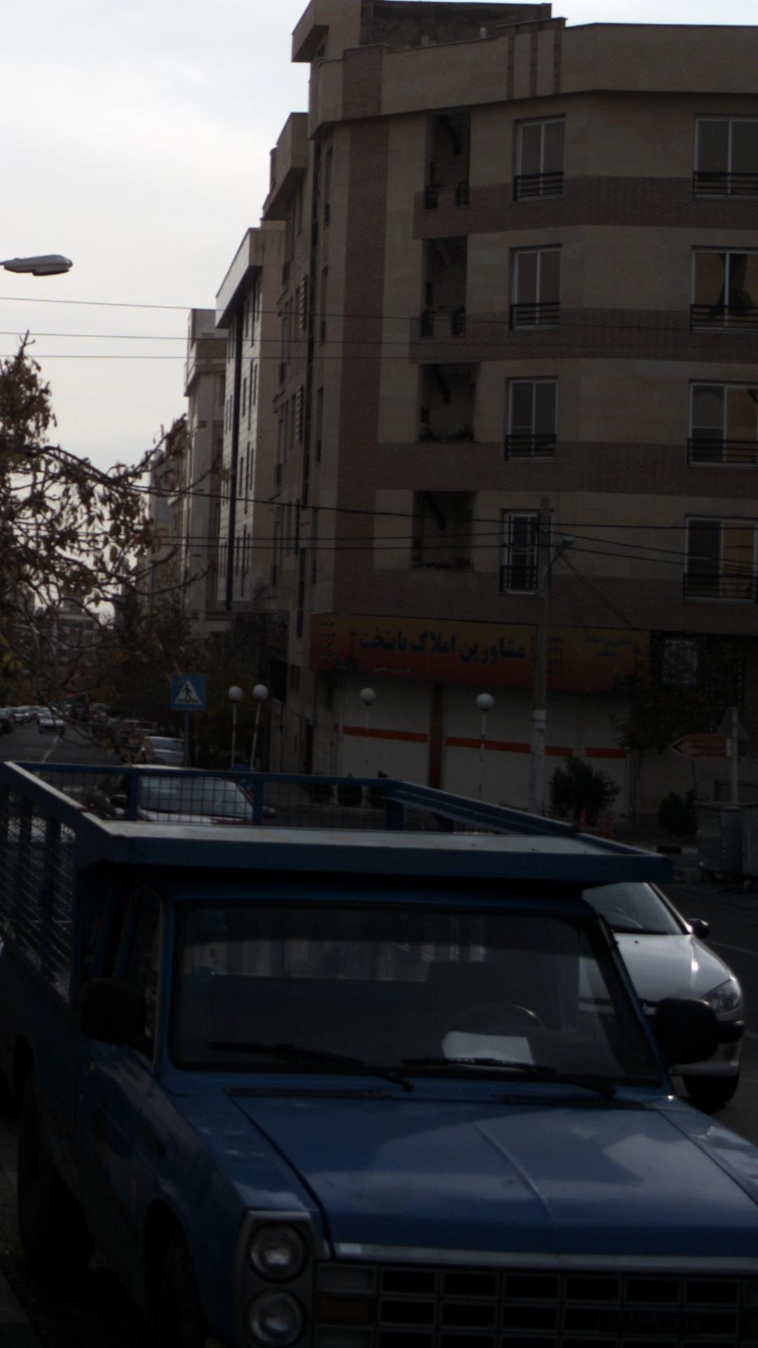 مشاورین املاک پایتخت