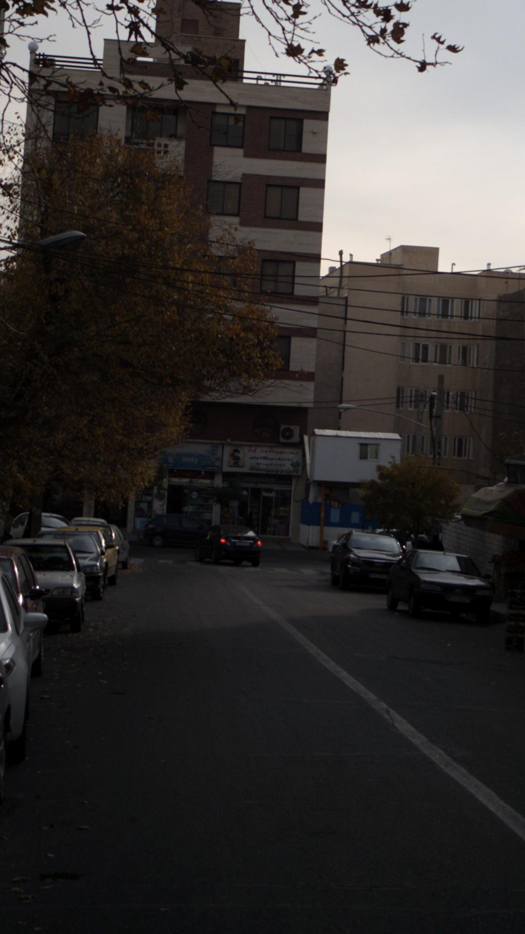 عرضه وپخش پوشاک نوزادوکودک