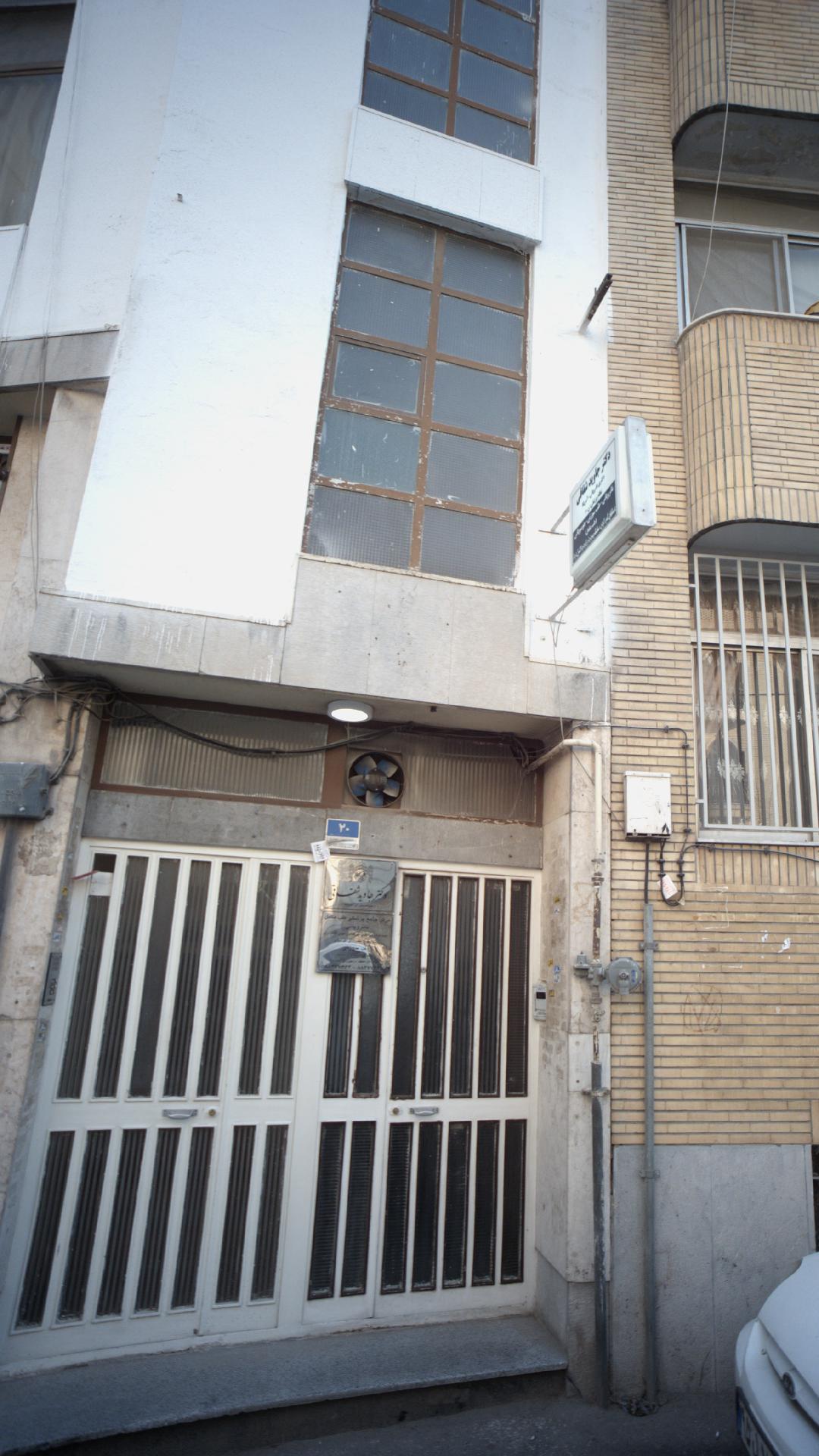 دکتر جاوید شقاقی