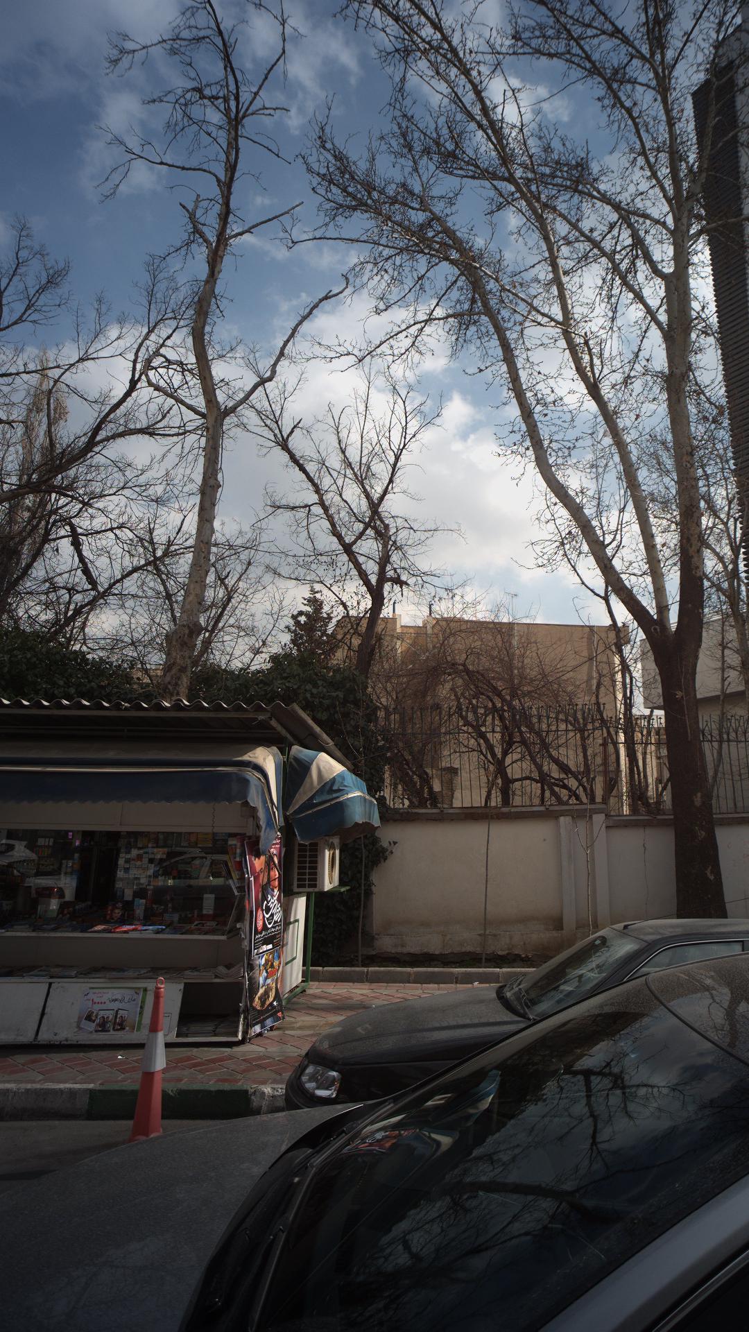 دکه مطبوعاتی